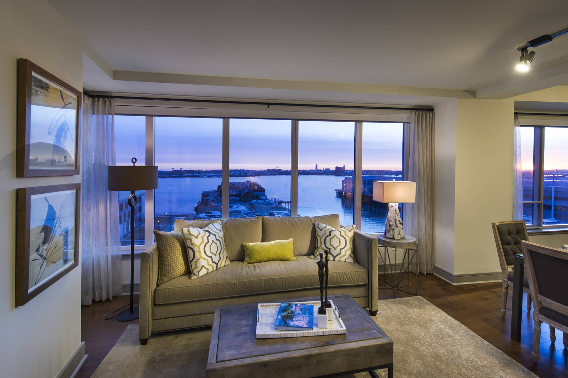 100 Pier 4 Living Room