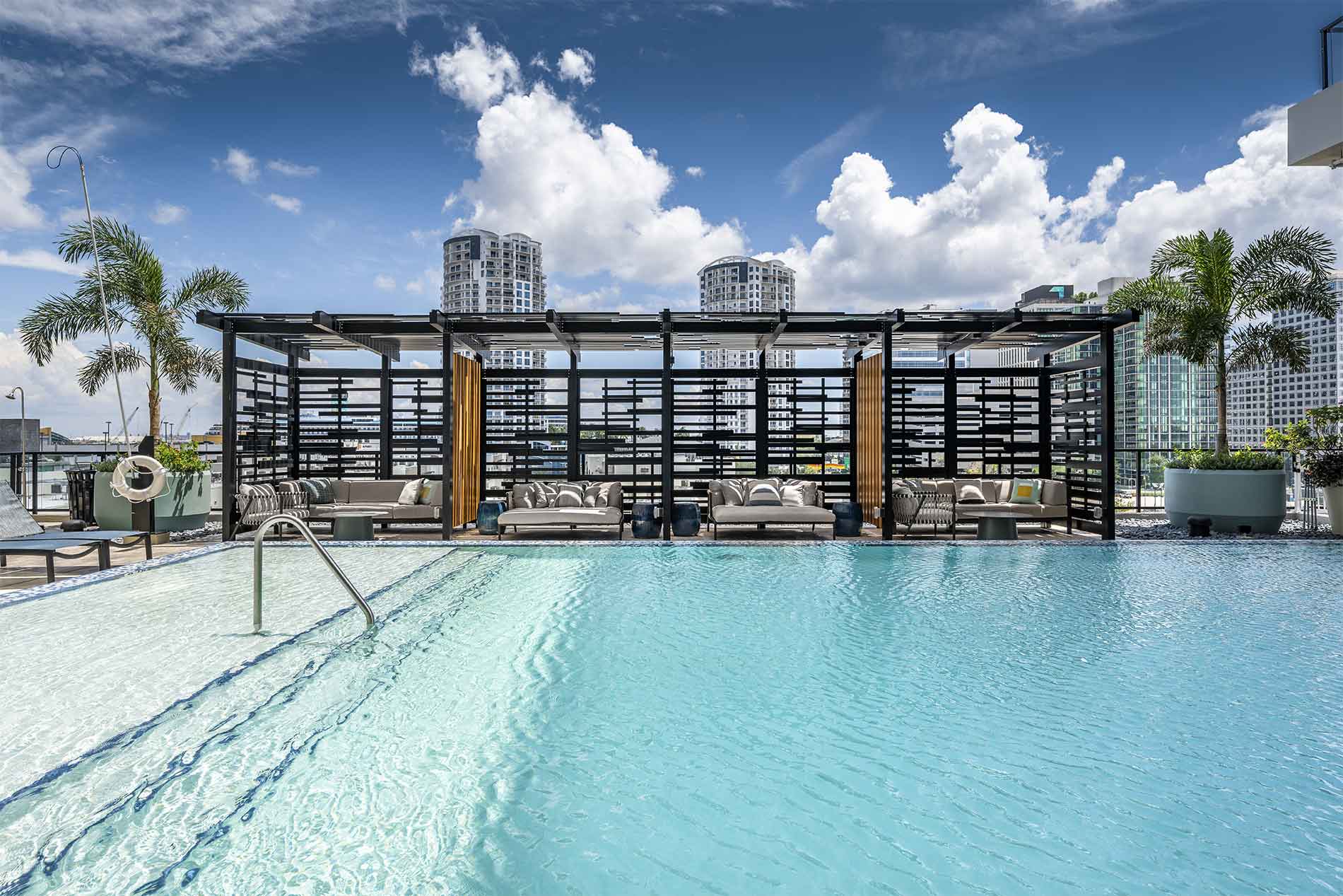 101 N Meridian Pool