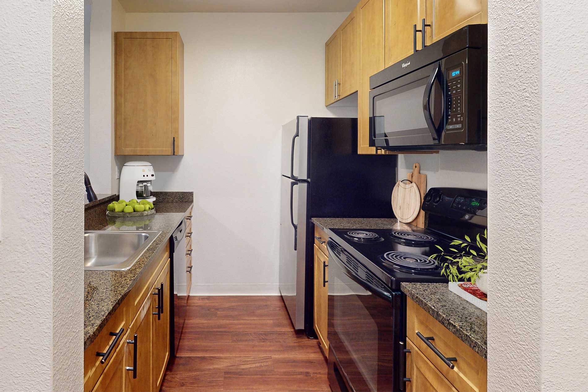 2000 Post apartment kitchen