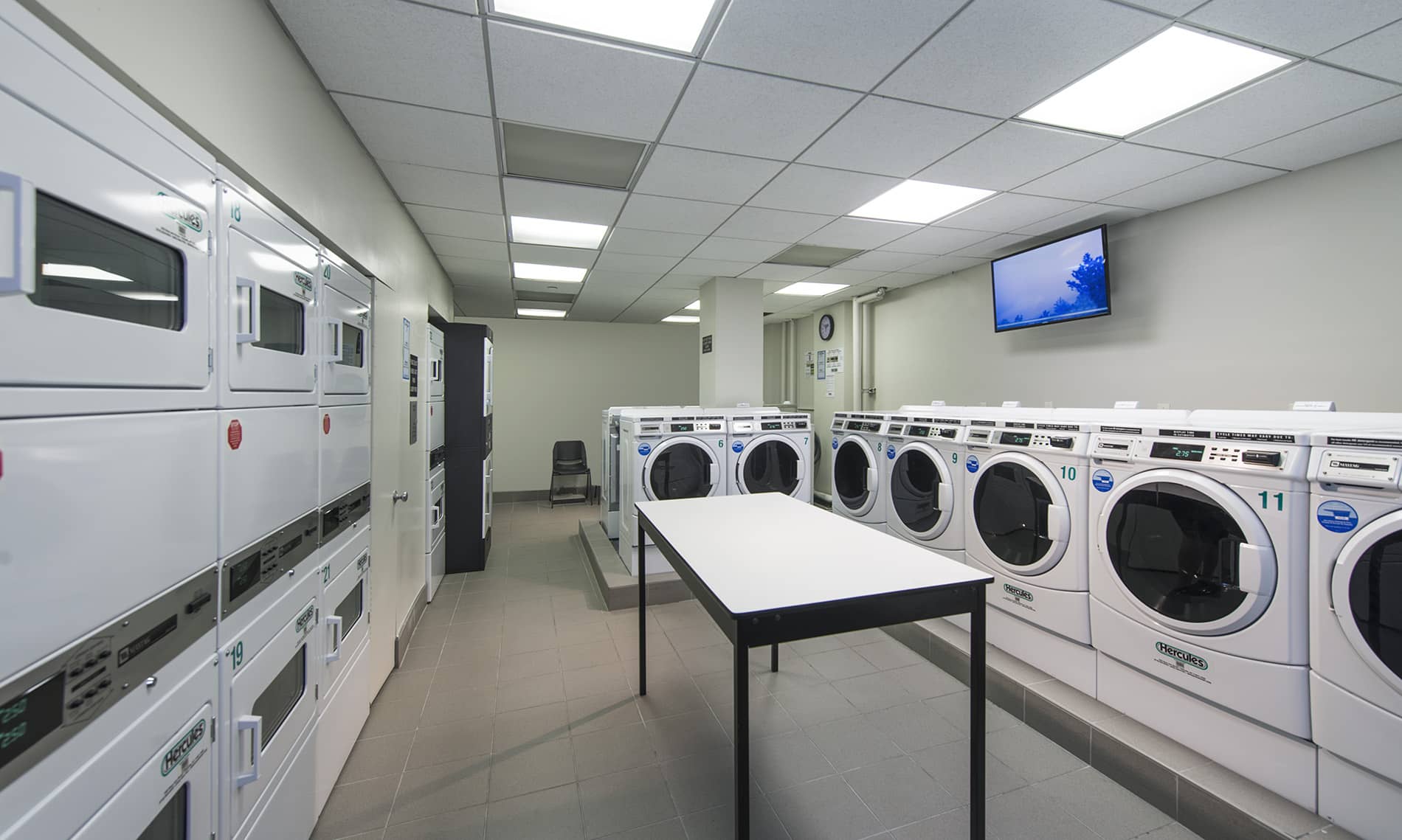 21 Chelsea Laundry Room