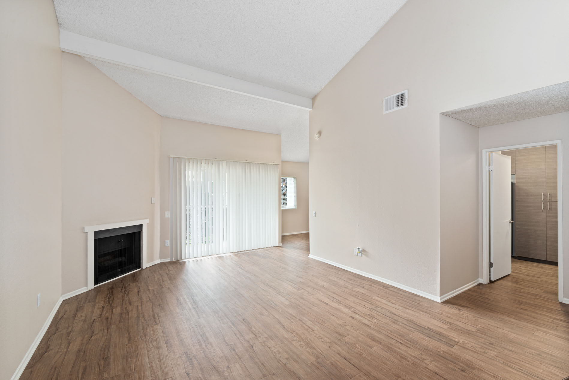 Photos and Tours of 27 Seventy Five Mesa Verde Costa Mesa CA