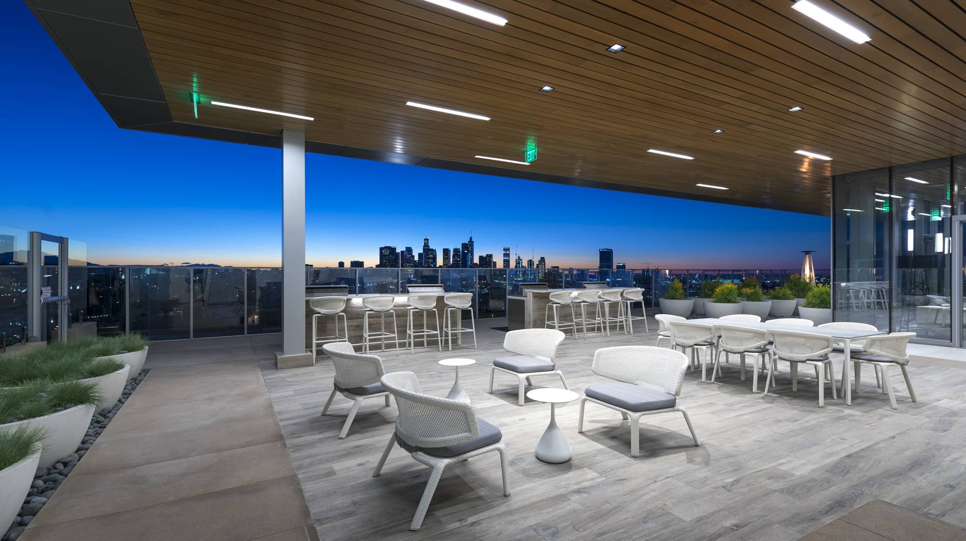 3033 Wilshire Rooftop Terrace