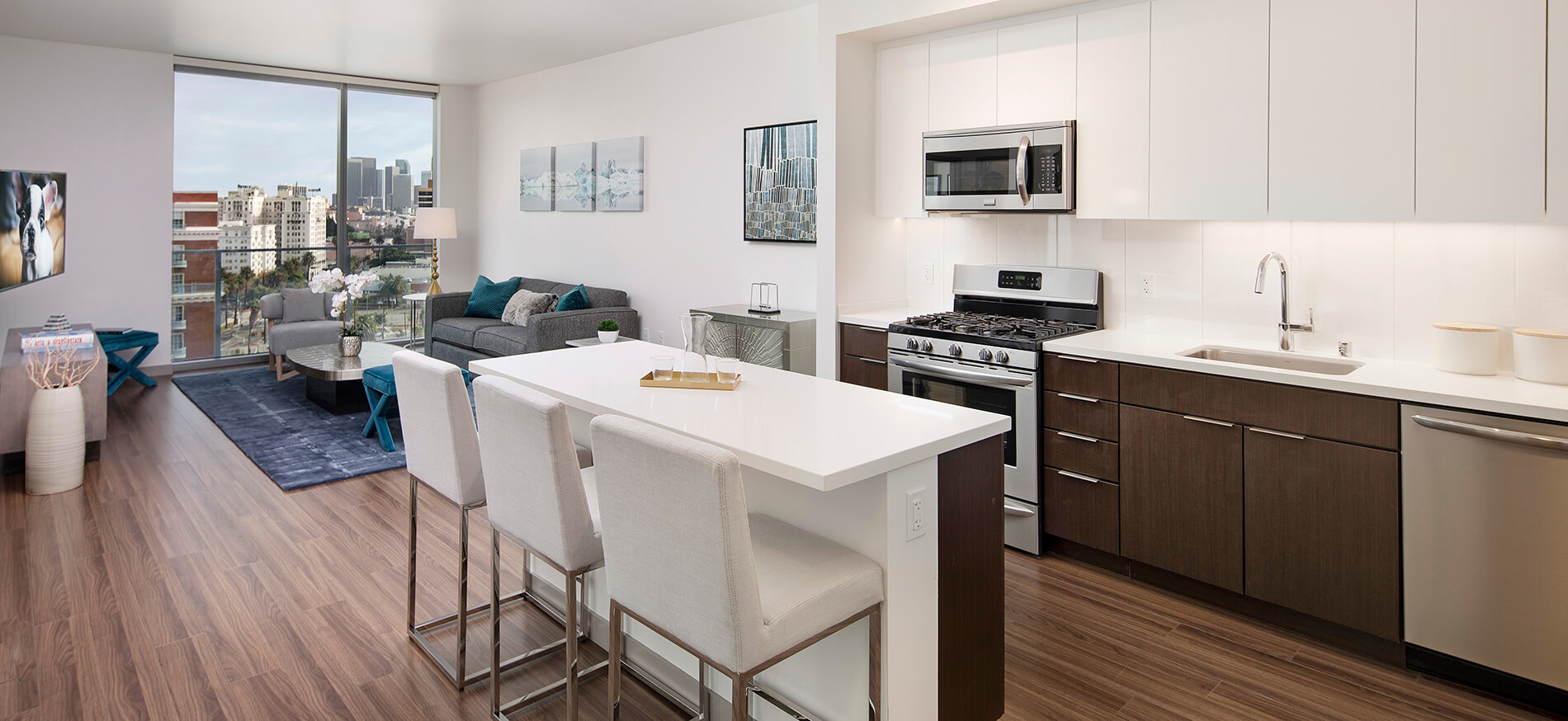 3033 Wilshire Kitchen