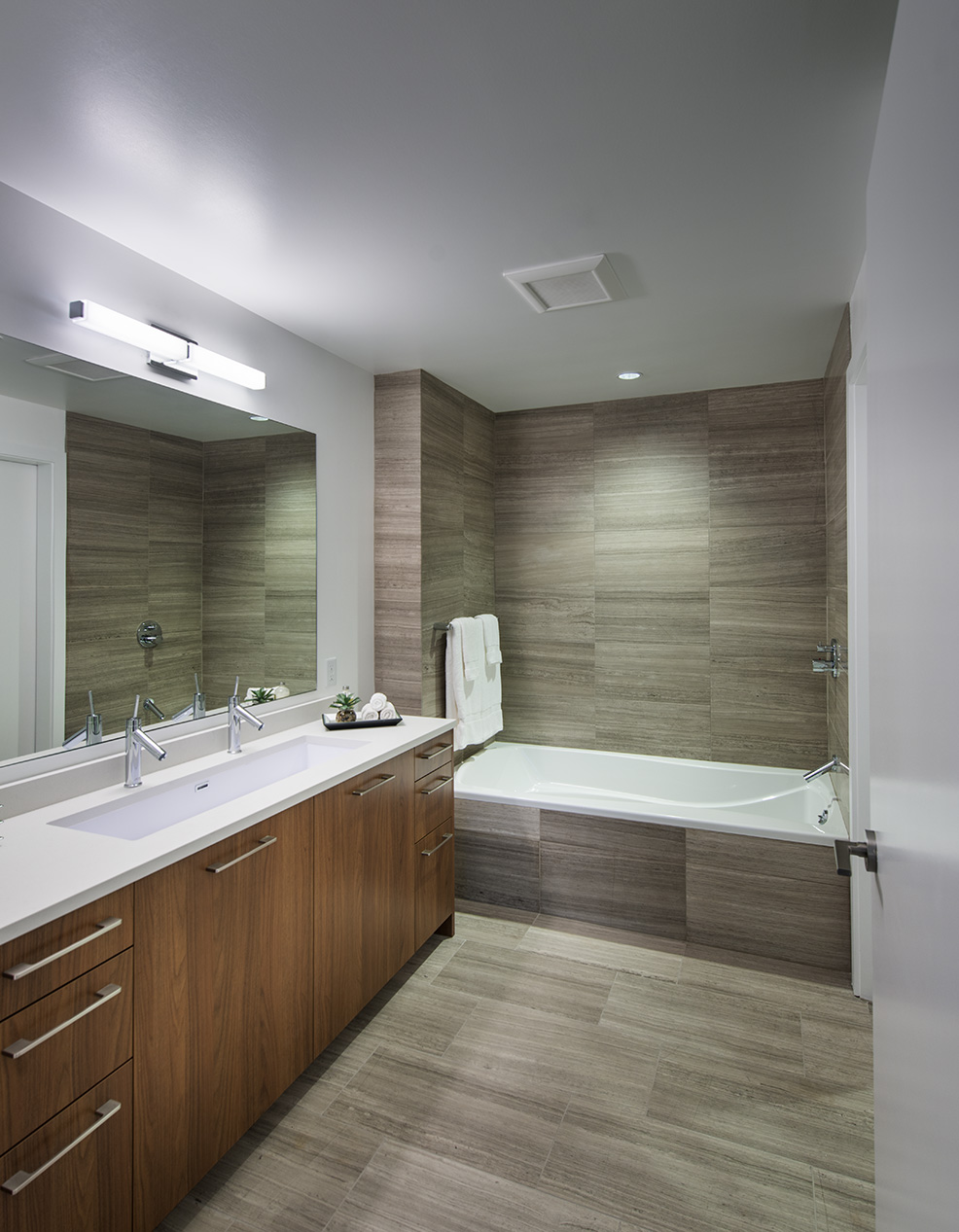 399 Fremont Bathroom