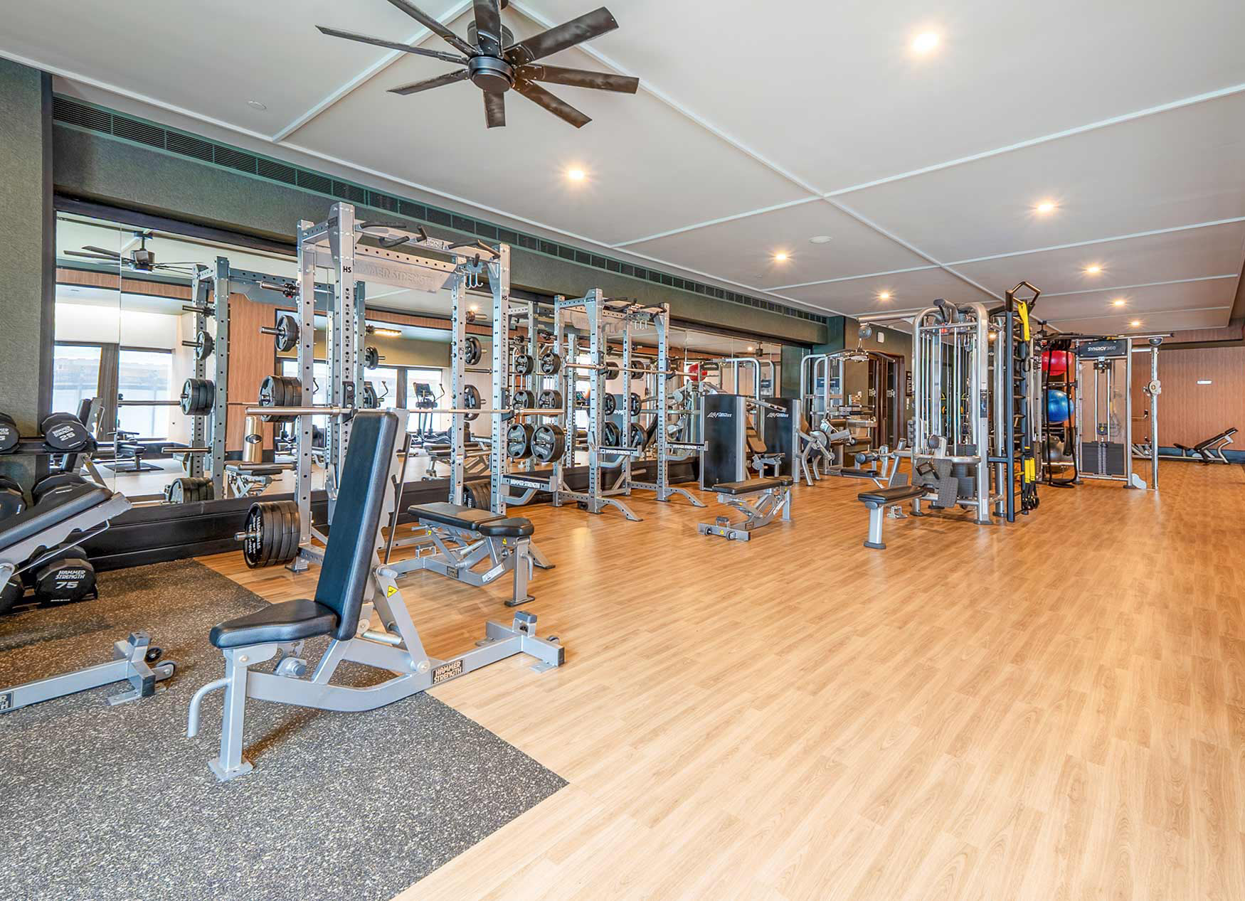 95 Wall fitness center