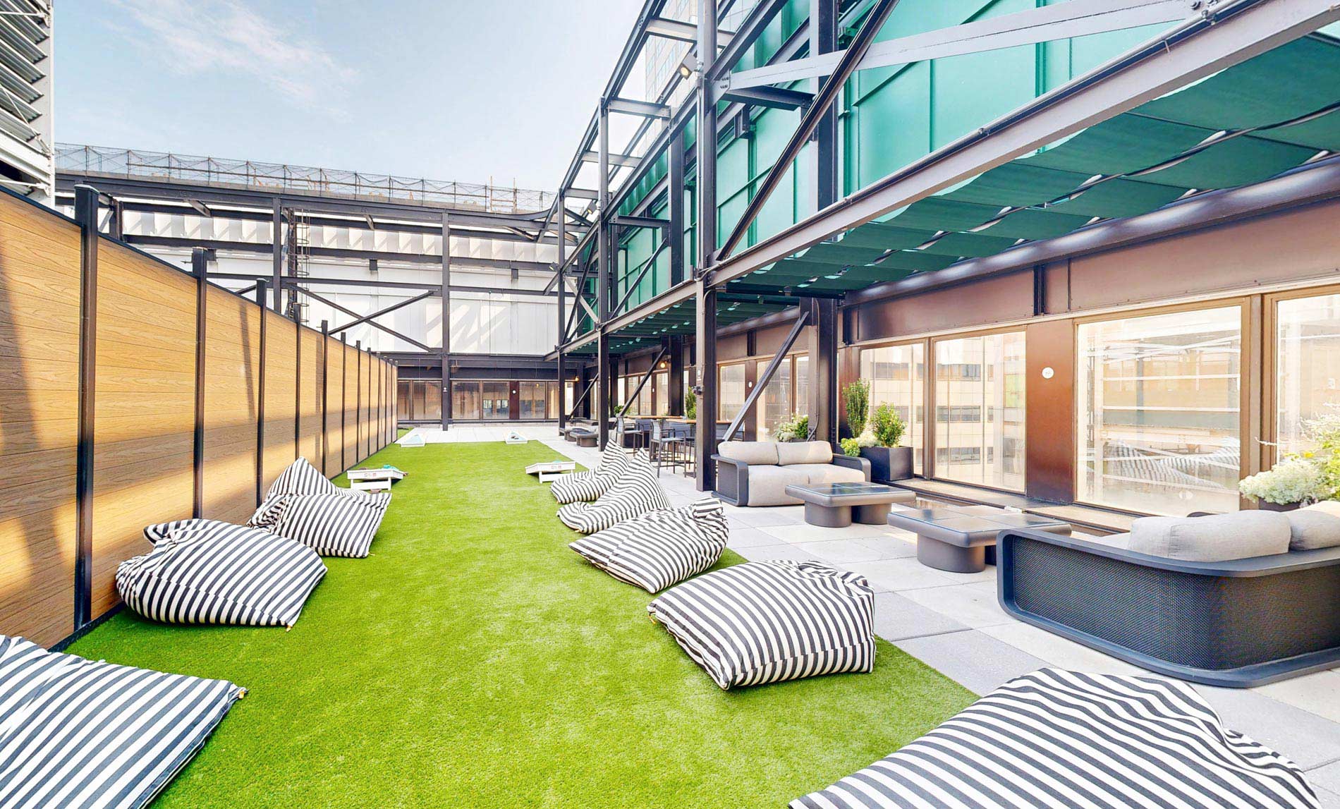 95 Wall rooftop deck