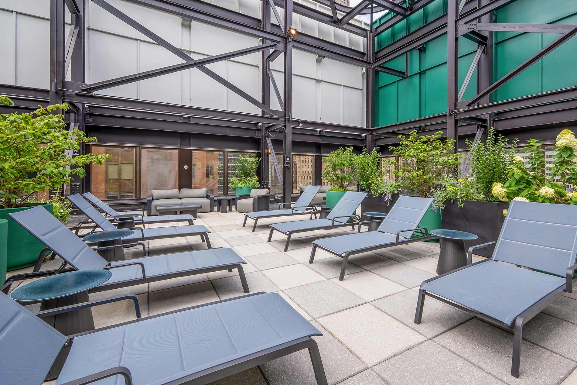 95 Wall rooftop deck