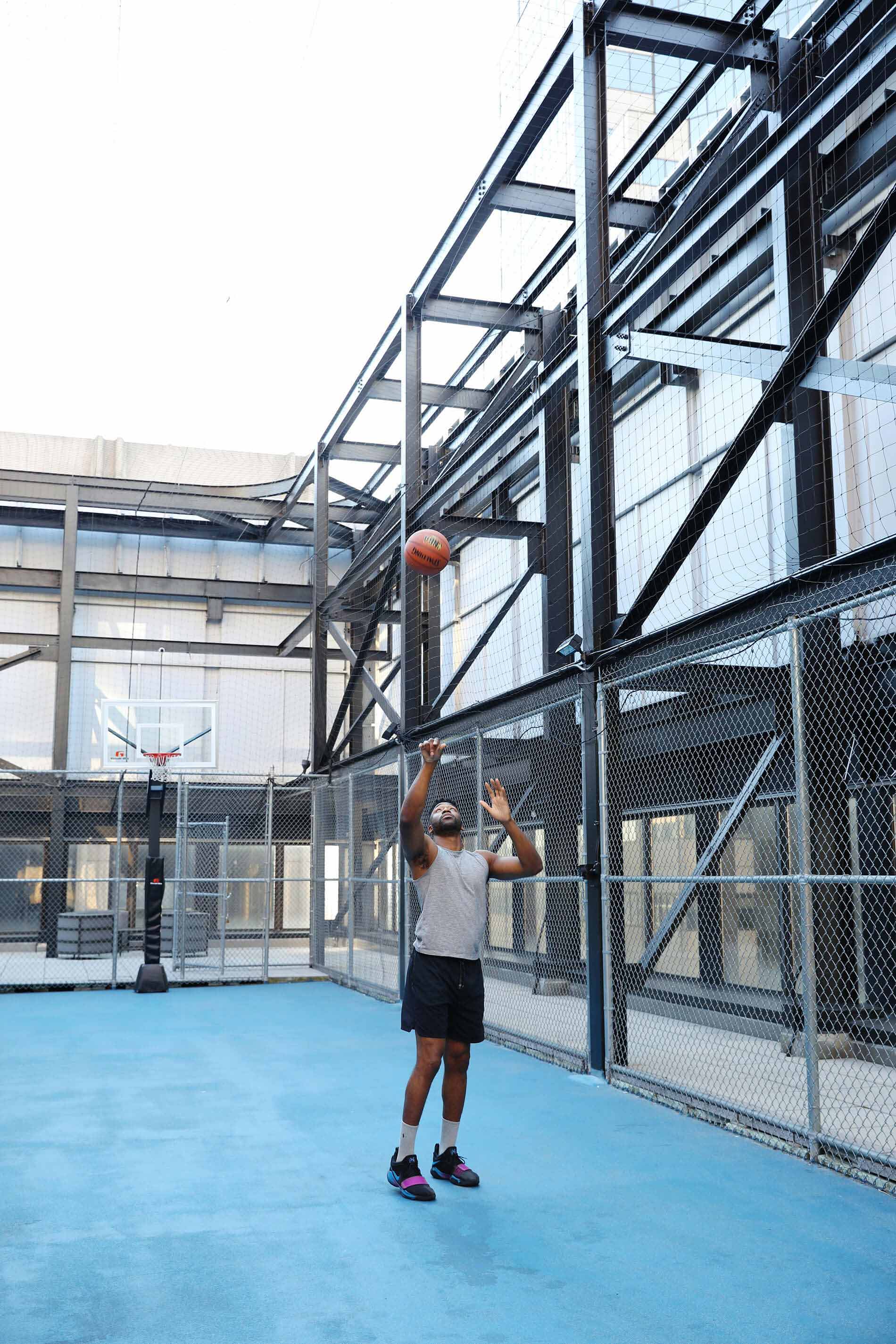 Man playing basketball