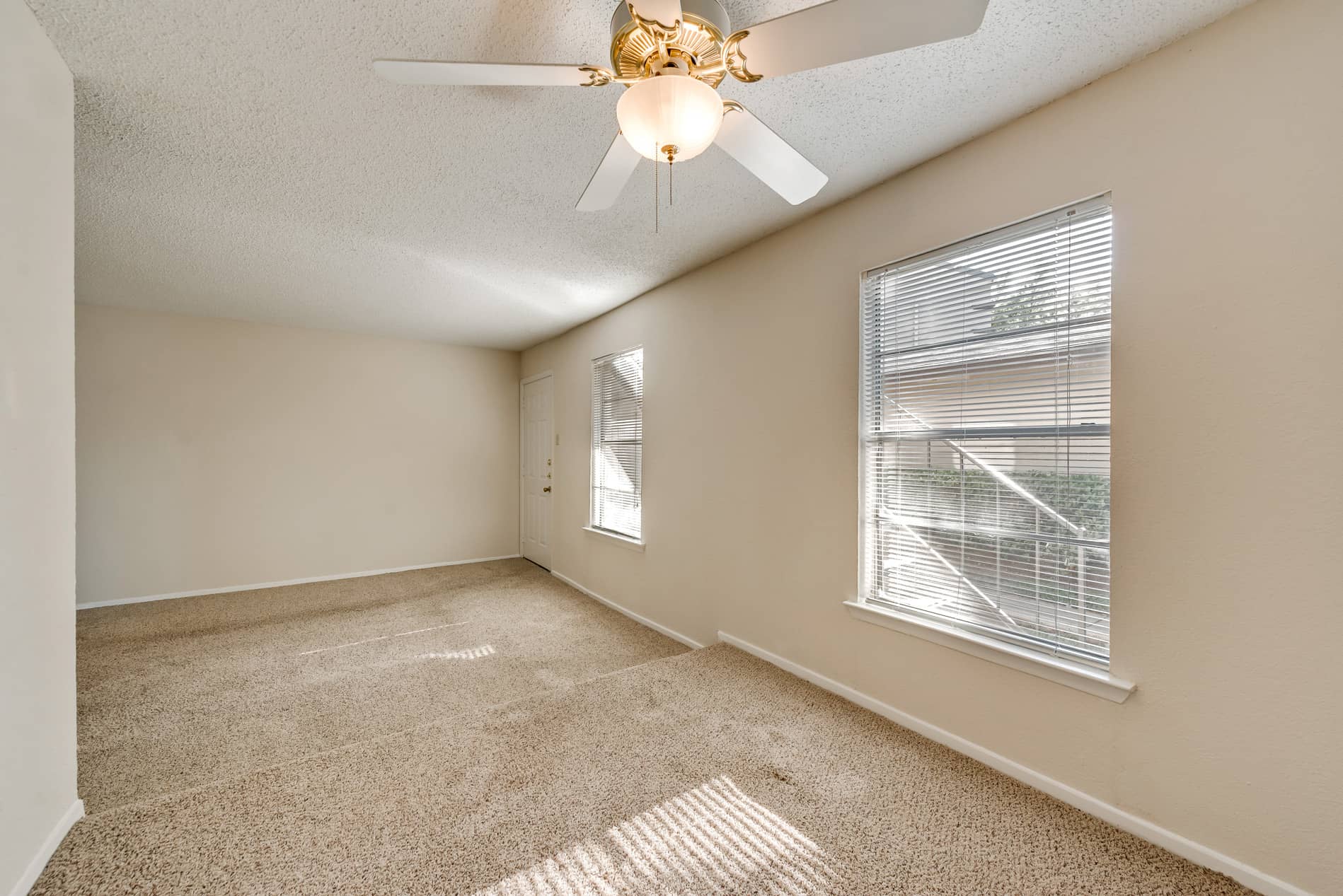 Addison Apartments at the Park Dining Room