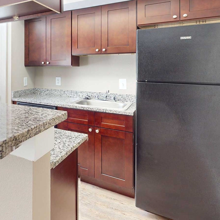 Addison Apartments at the Park apartment kitchen