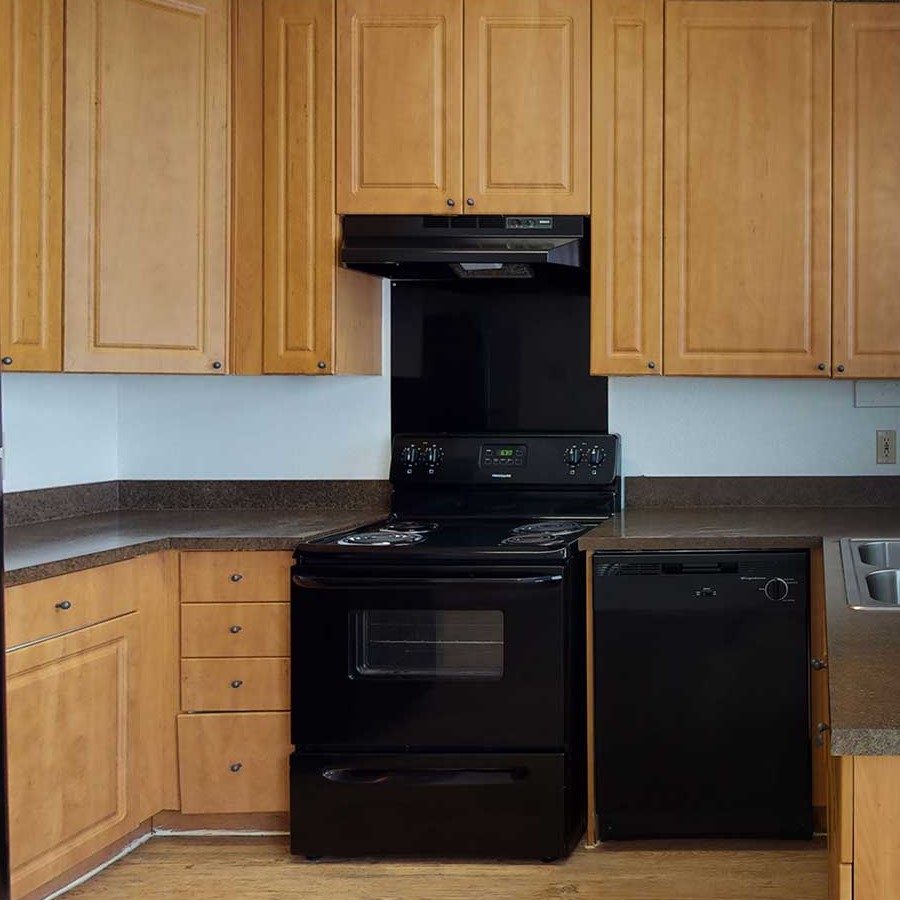Addison Apartments at the Park apartment kitchen
