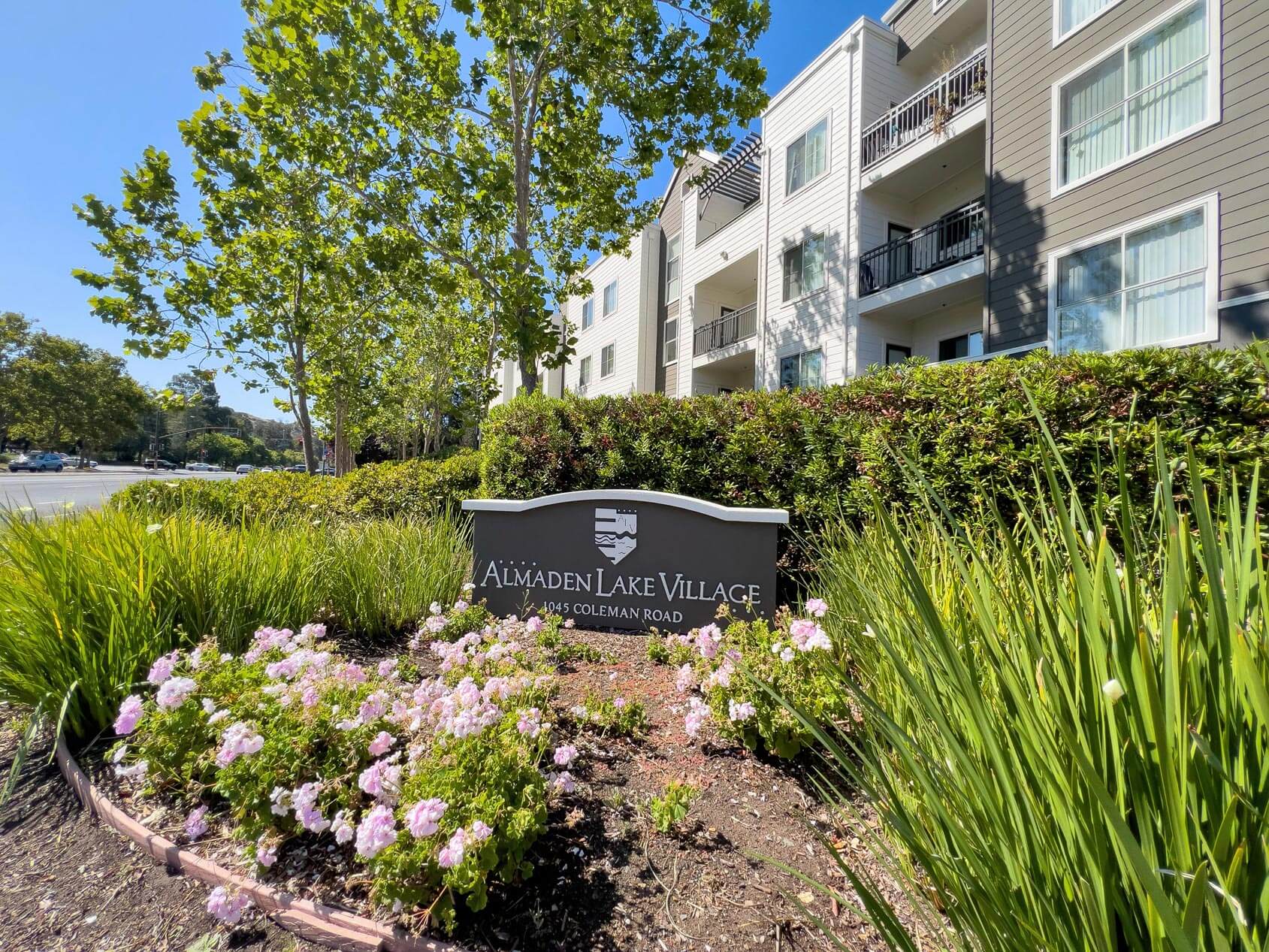 Almaden Lake village monument sign