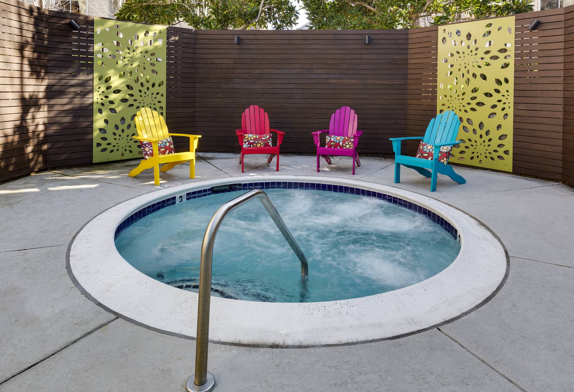 Almaden Lake Village Spa