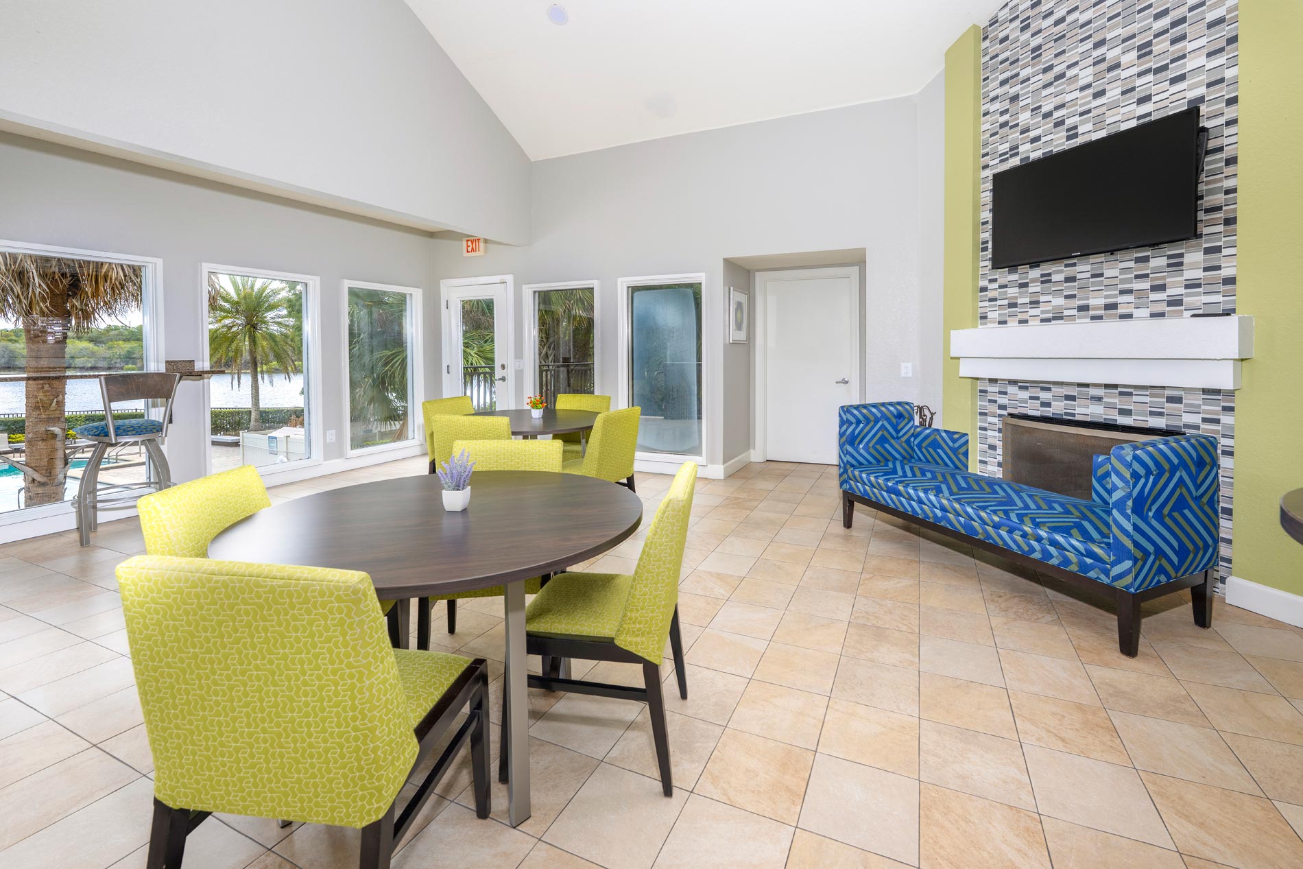 Altamira Place resident lounge