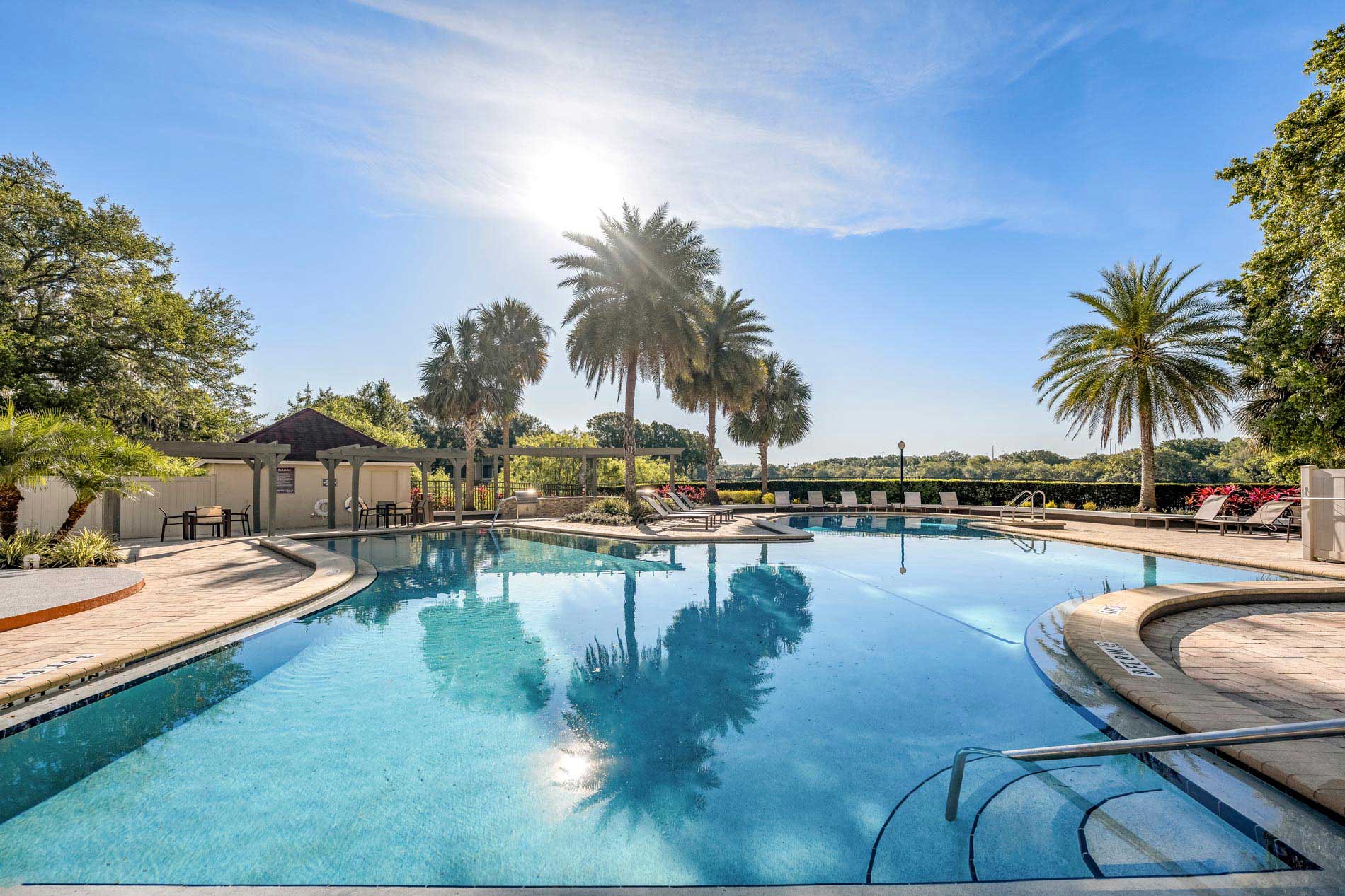 Altamira Place pool