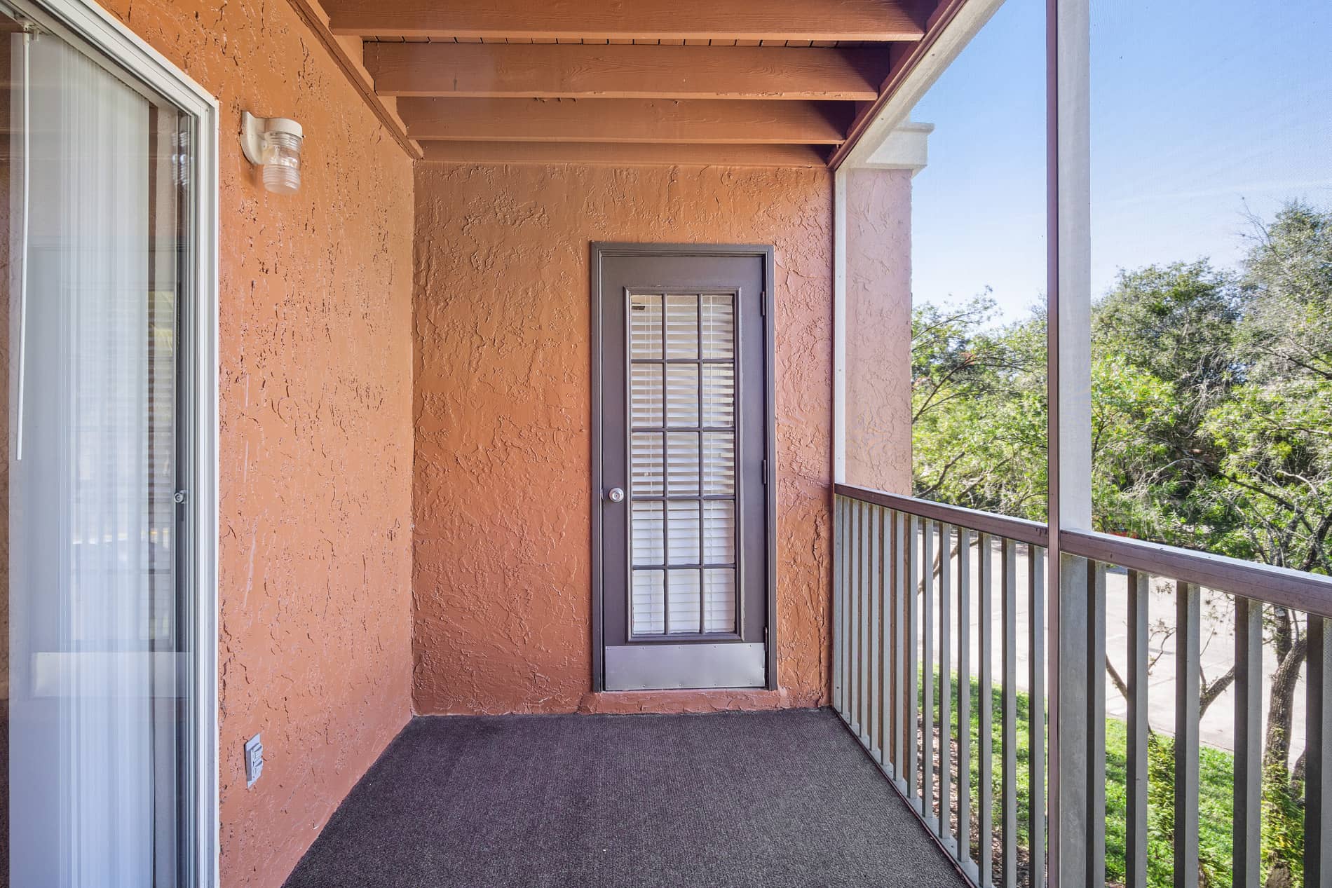 Altamira Place Apartment Homes Patio