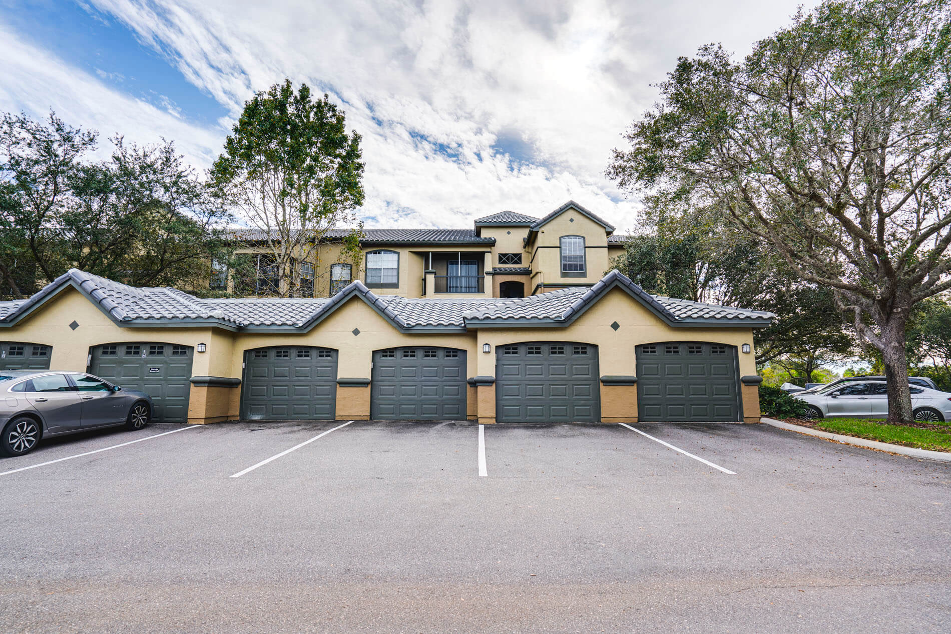 Photos and Tours of Andover Place at Cross Creek New Tampa