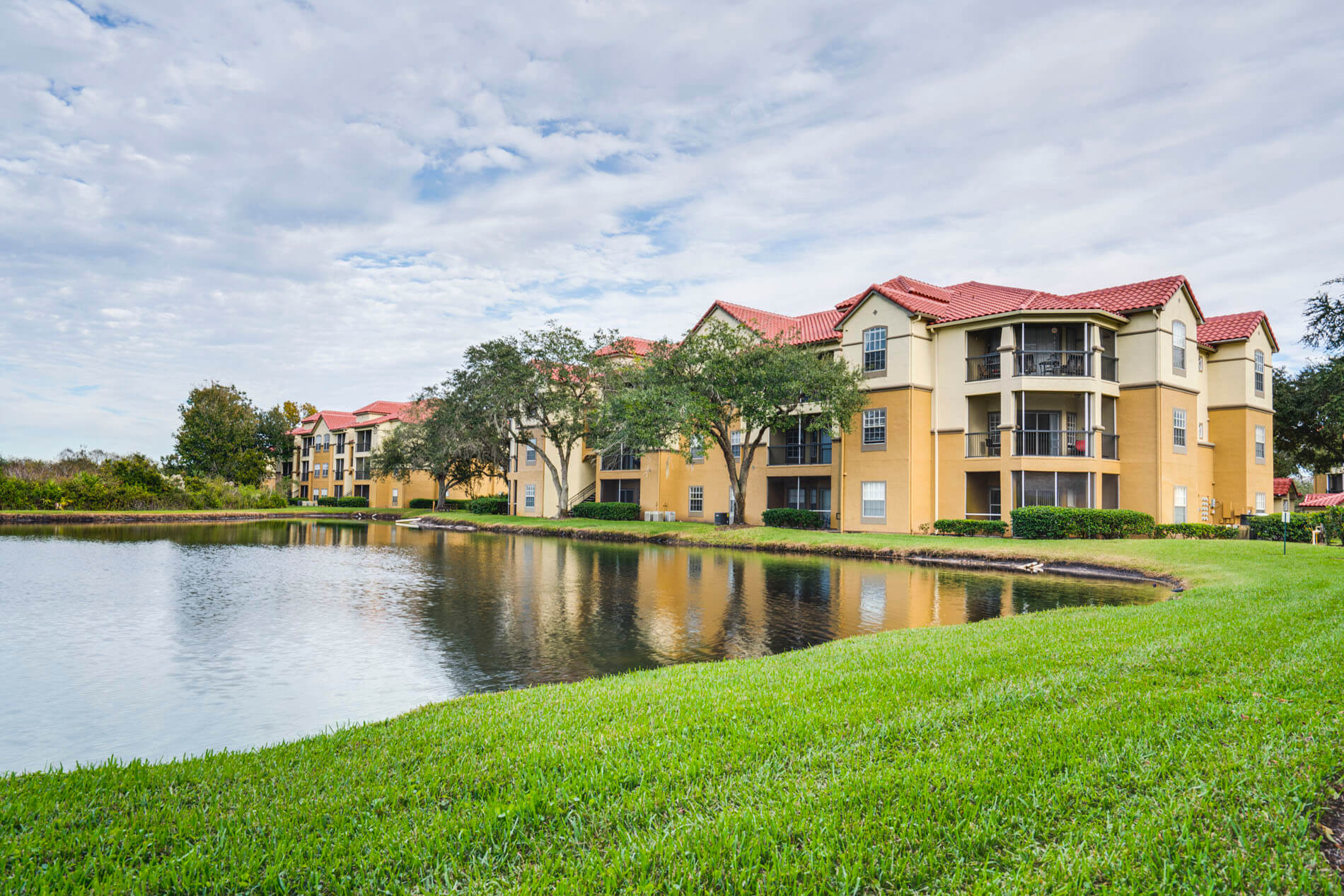 Photos and Tours of Andover Place at Cross Creek New Tampa