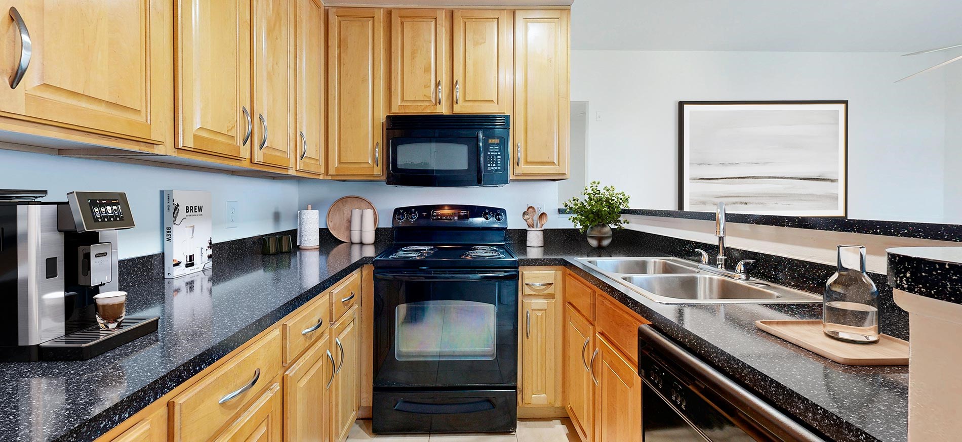Arbors at Lee Vista apartments in Lee Vista Orlando features updated interiors