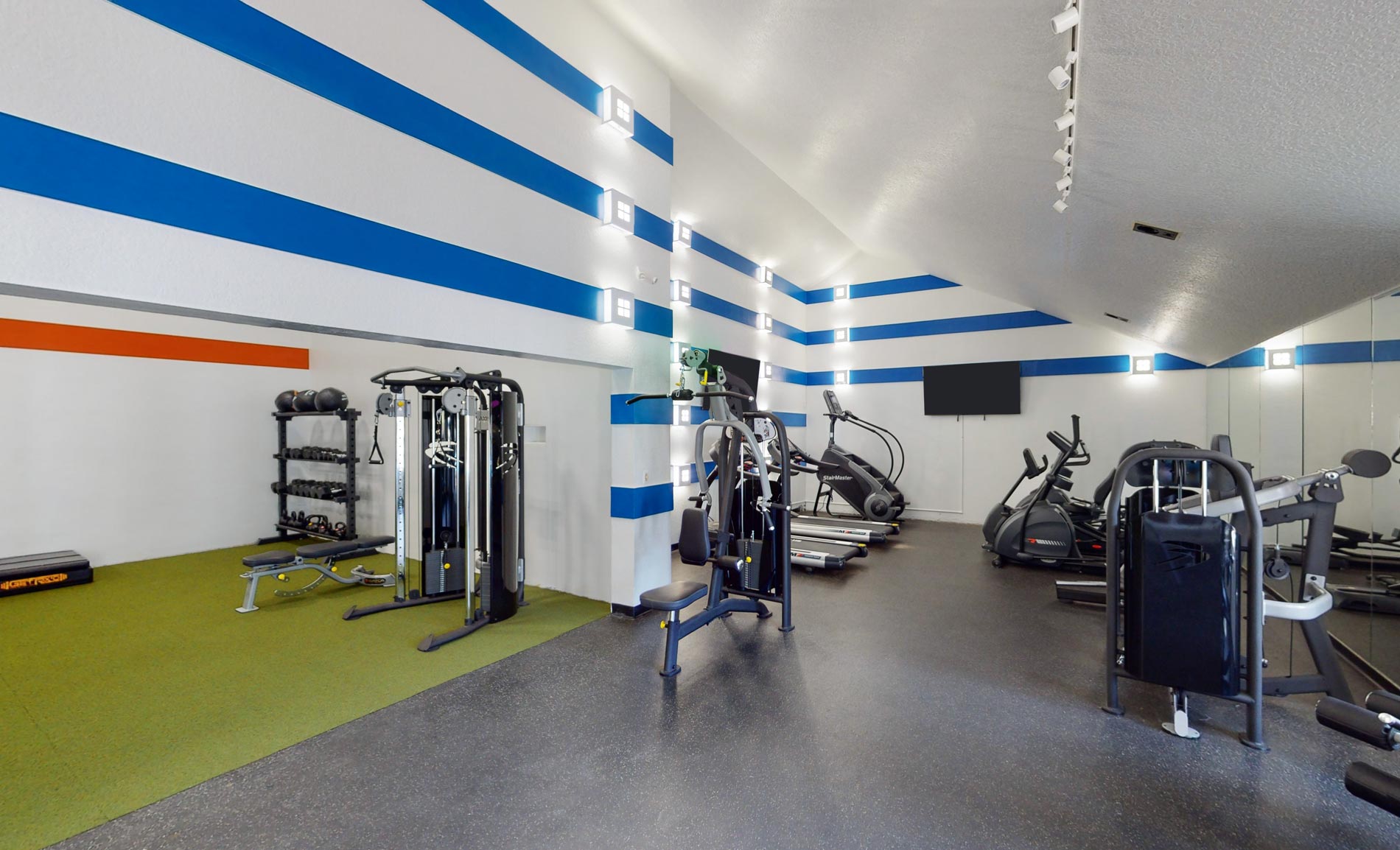 Arbors at Lee Vista Apartments Fitness Center