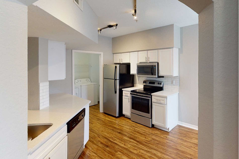 Photos and Tours of Arbors at Maitland Summit Orlando