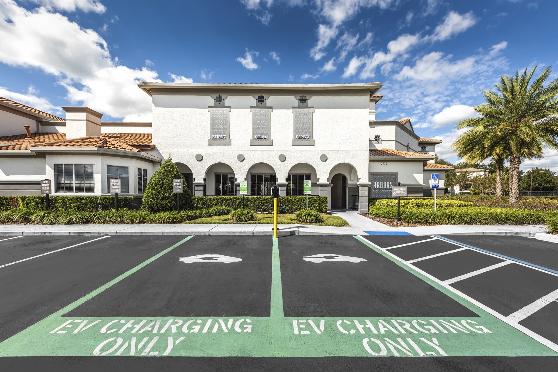 Arbors At Maitland  EV Charge Station