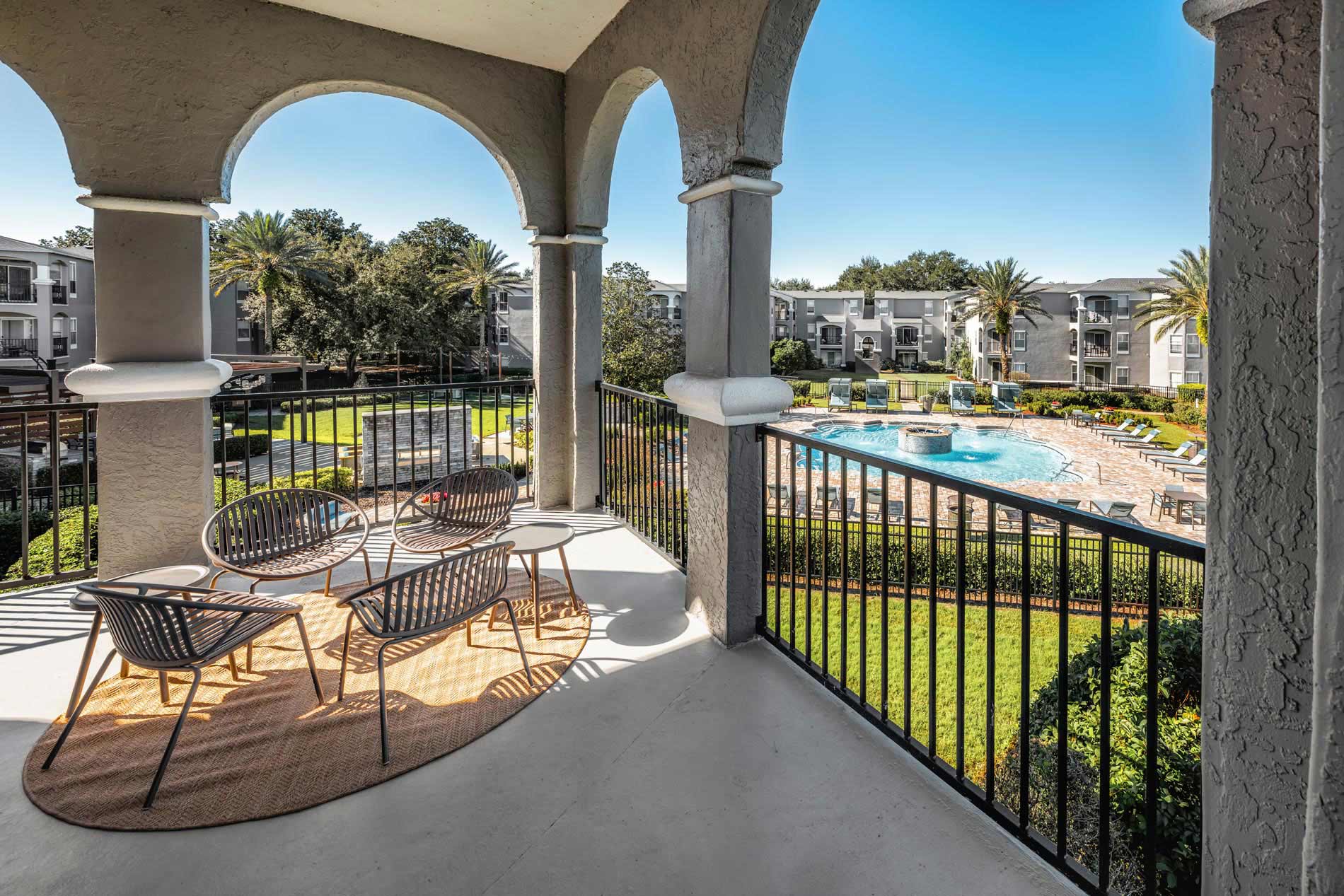 Arbors at Maitland Terrace overlooking pool