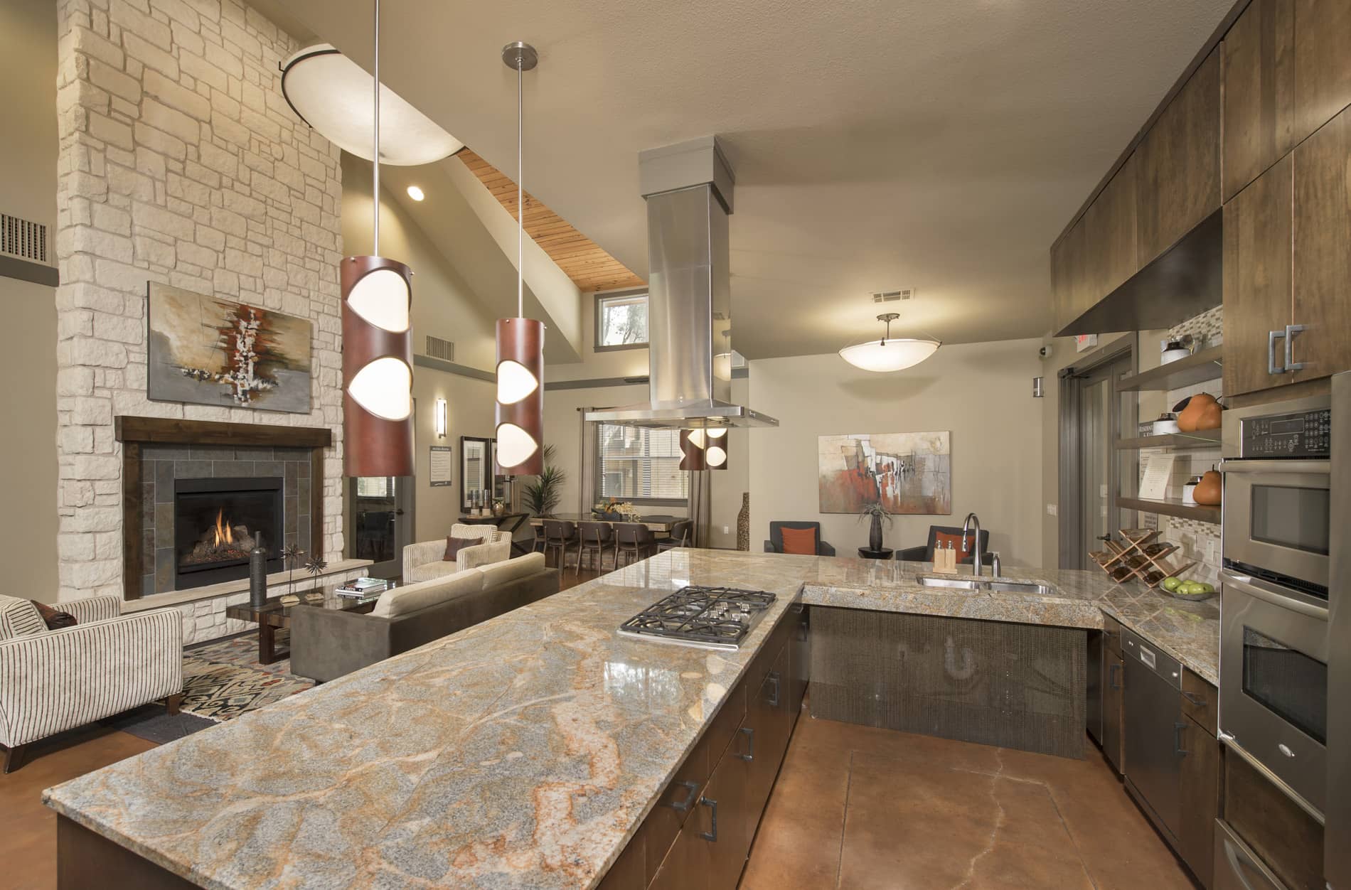 Photos &amp; Tours of Barton Creek Landing Austin TX