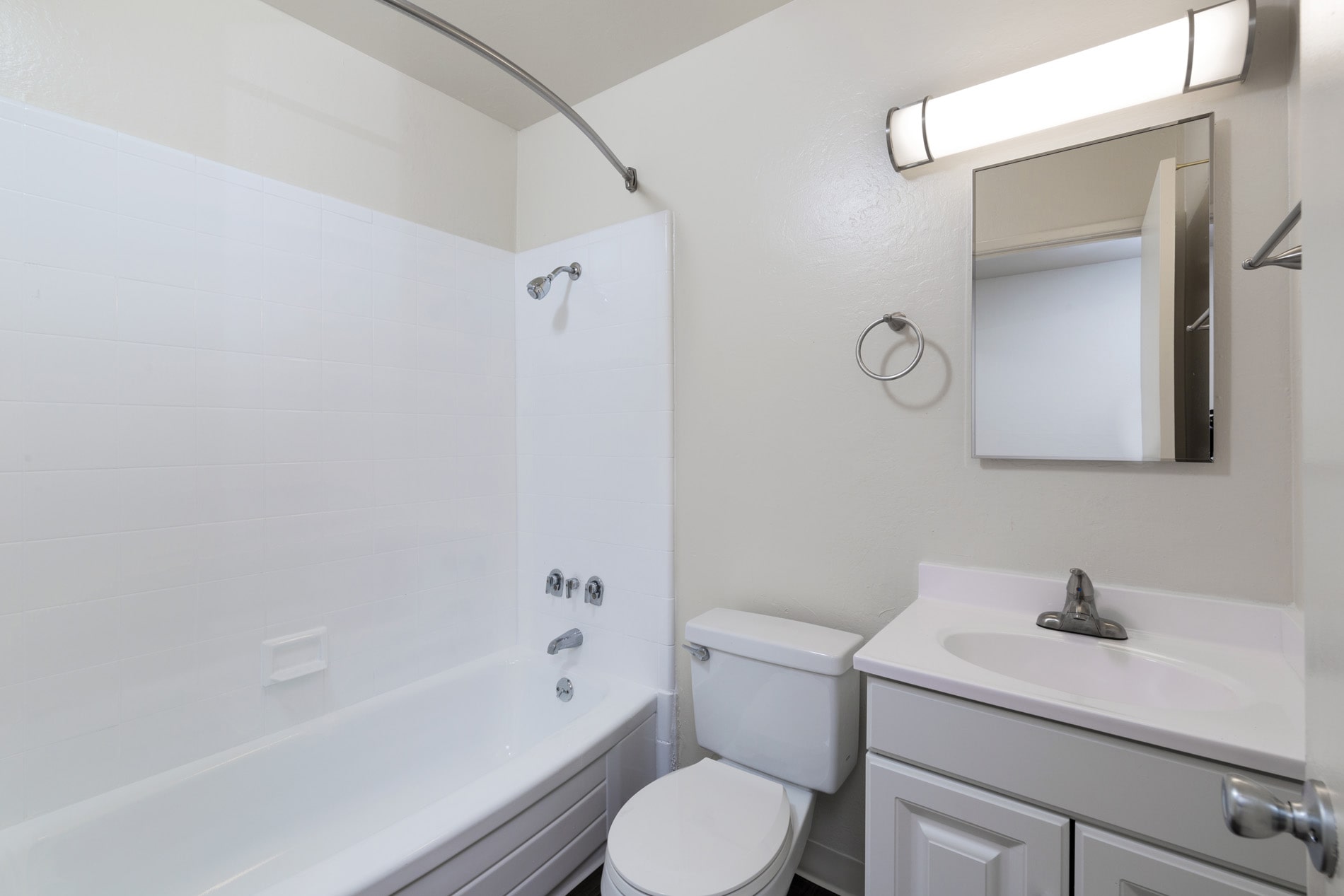Bay Terrace Bathroom