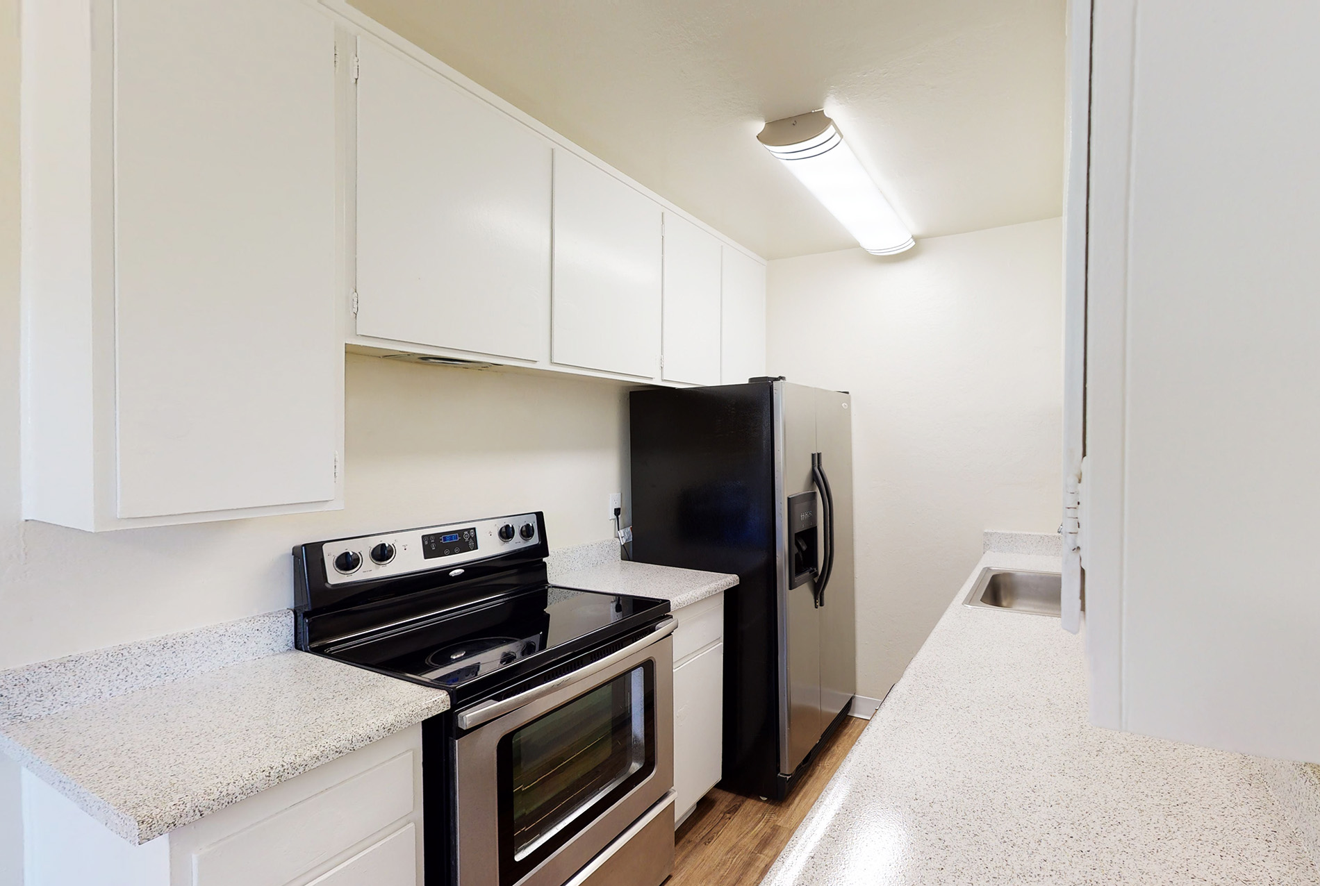 Bay Terrace Apartments Kitchen