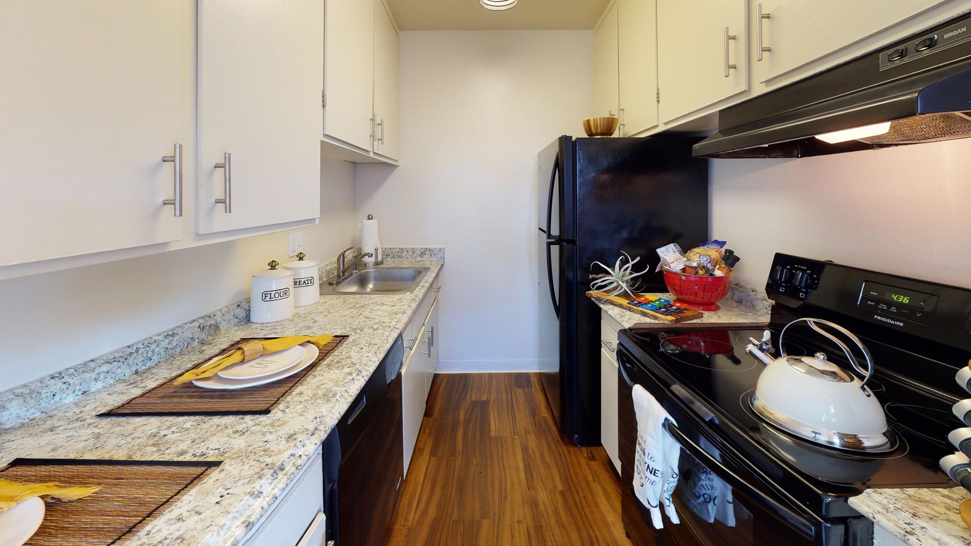 Bay Terrace Apartments Kitchen