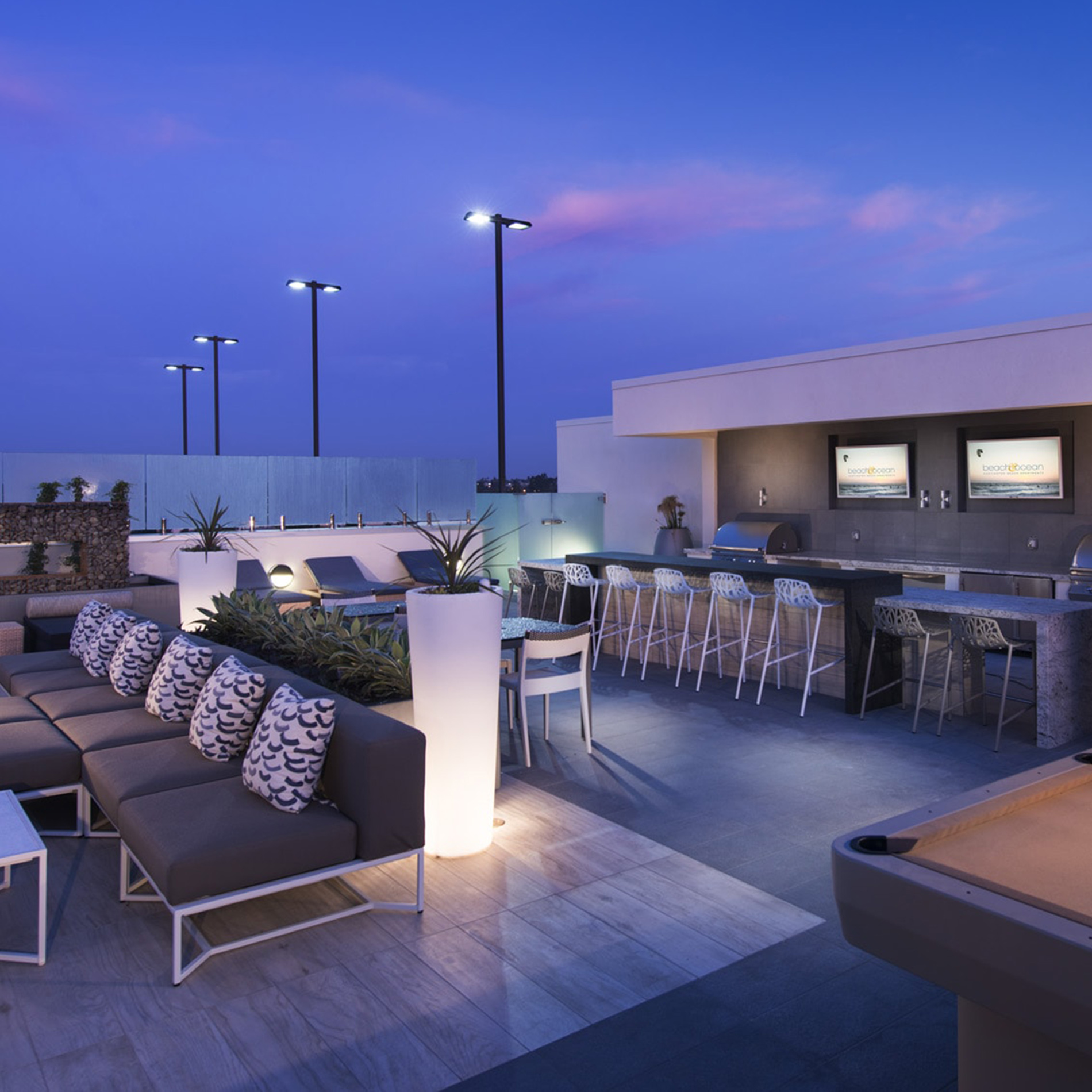 Beach & Ocean rooftop lounge seating and grills - Huntington Beach, CA