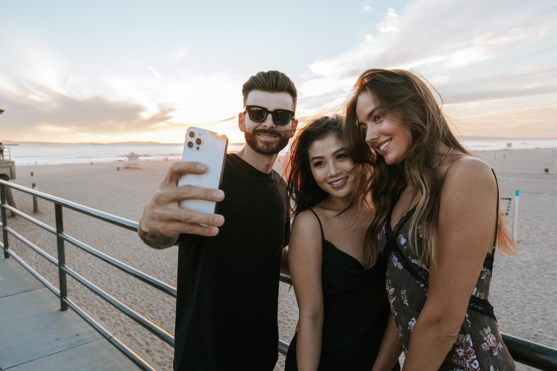Beach and Ocean people take selfie by beach