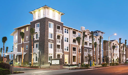 Beach & Ocean Building Exterior