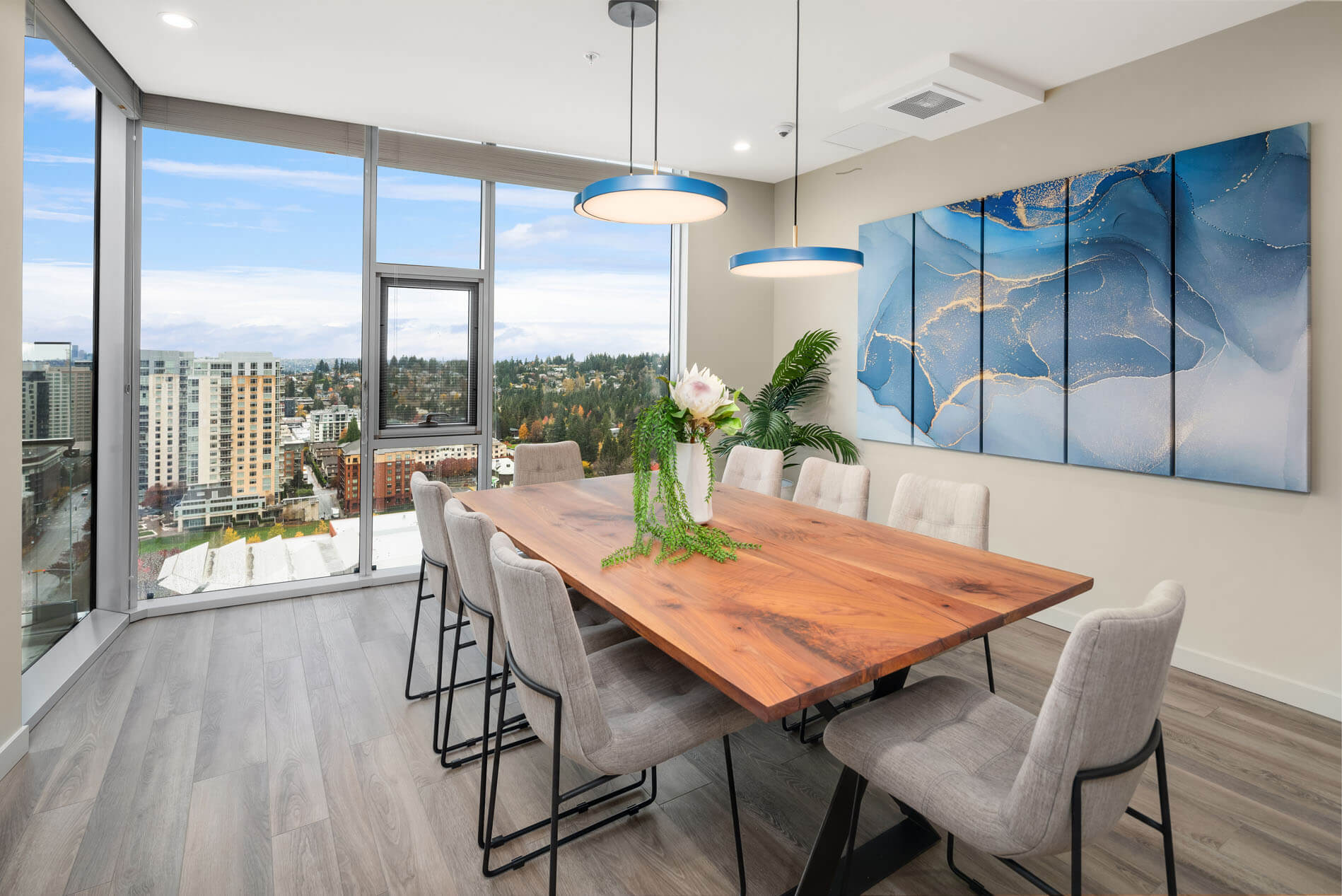 Penthouse Lounge