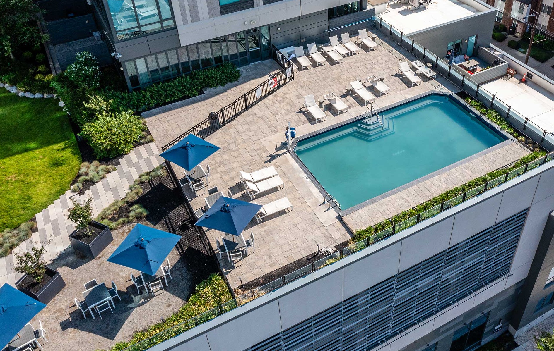 Broadridge swimming pool