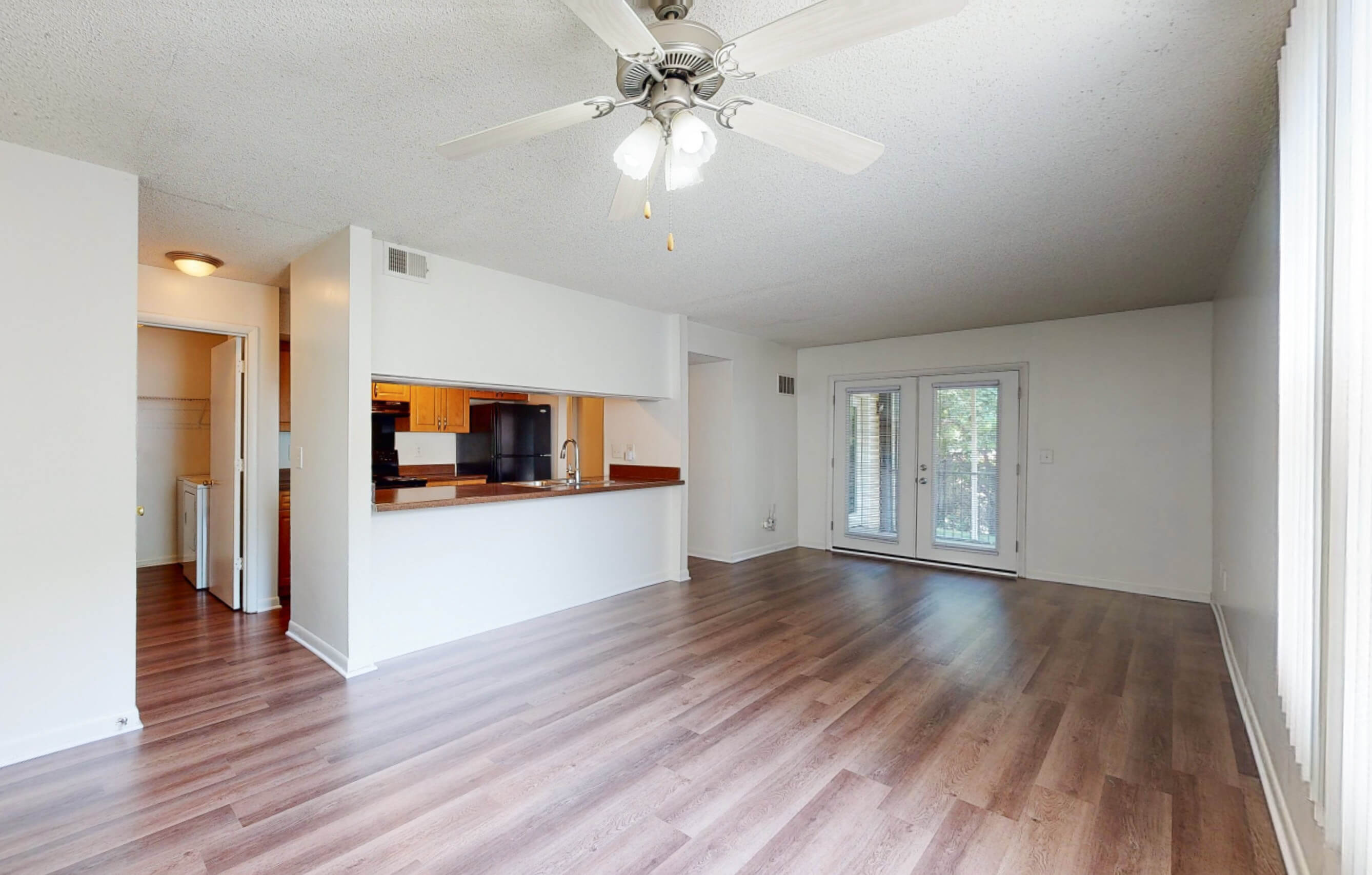 Brookridge living room and kitchen