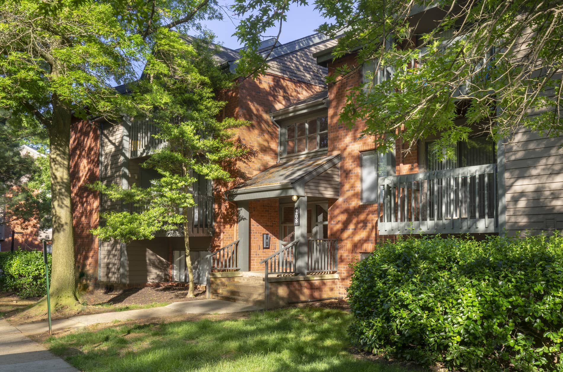 Calvert's Walk Exterior