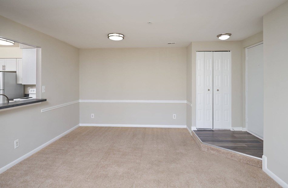 Photos and Tours of Canterbury Apartments Germantown