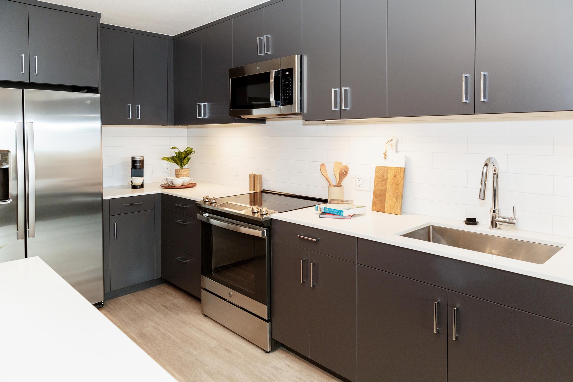 Cirrus Apartments Staged Kitchen