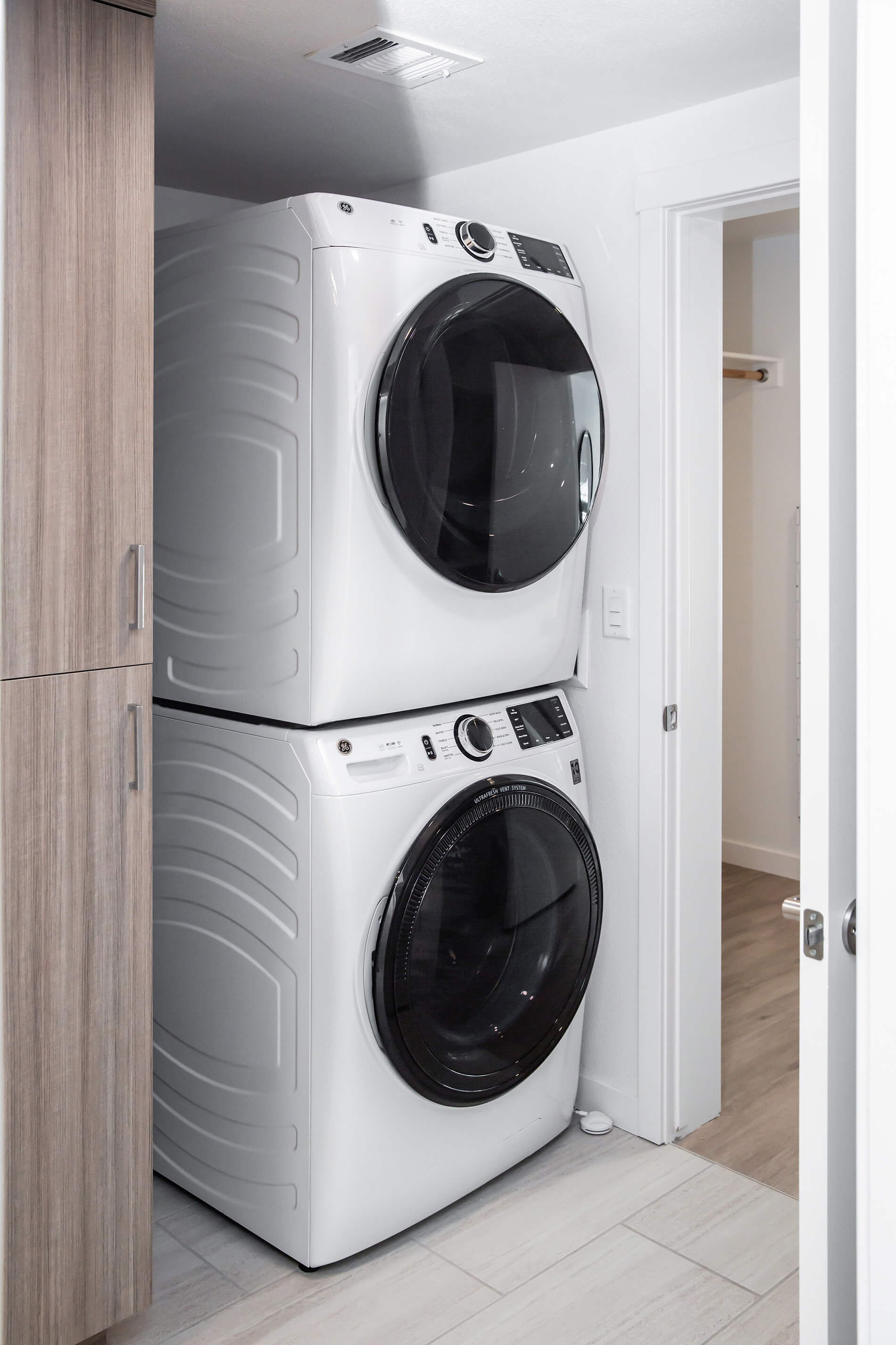 Cirrus Apartments Laundry
