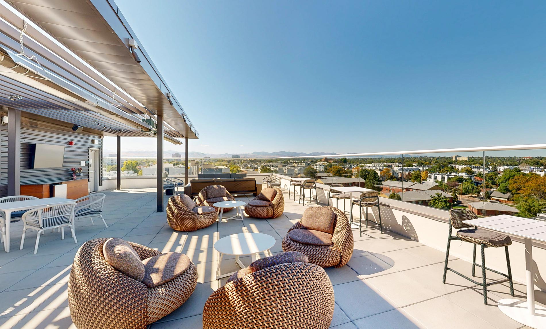 Cirrus North View Deck