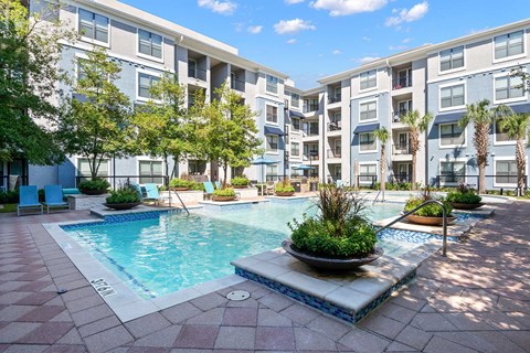Cool Springs at Frisco Bridges community exterior and swimming pool