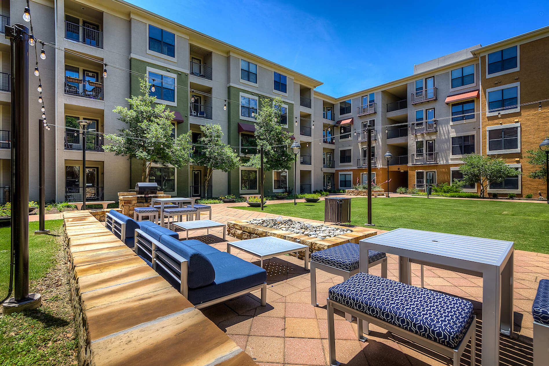 Cool Springs At Frisco Bridges courtyard