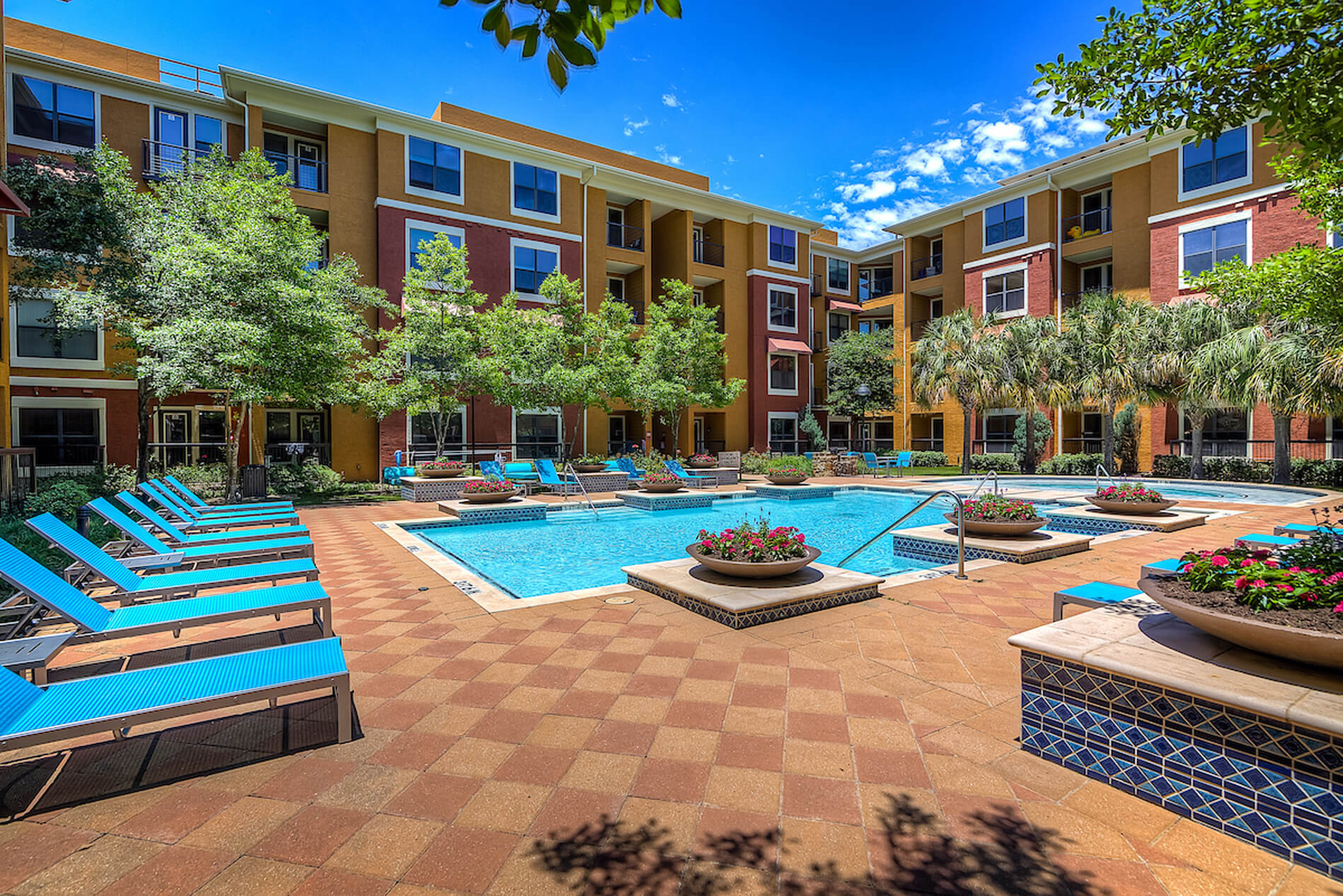 Cool Springs At Frisco Bridges pool