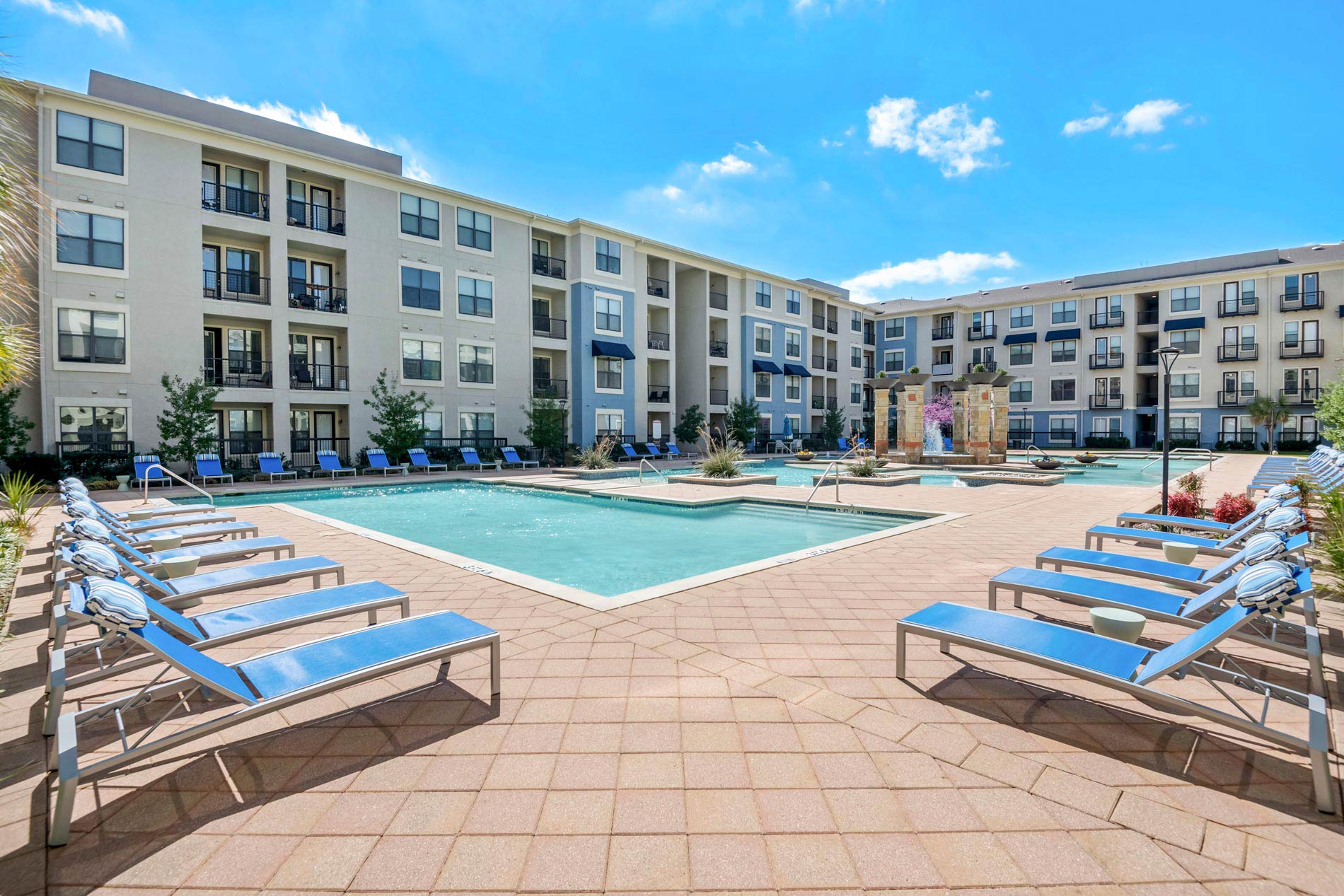 Cool Springs Oasis pool