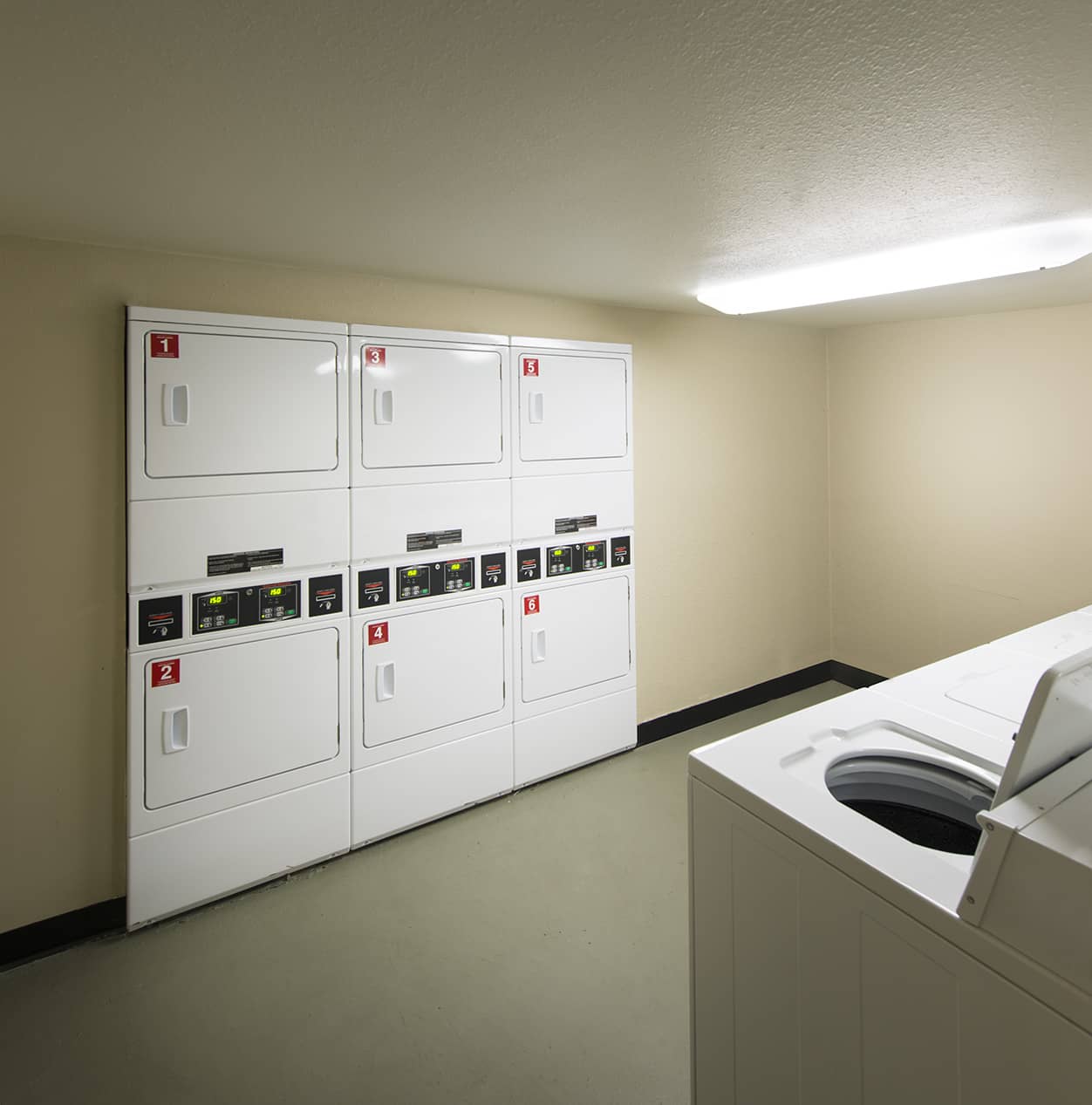 Crown Pointe Laundry Room