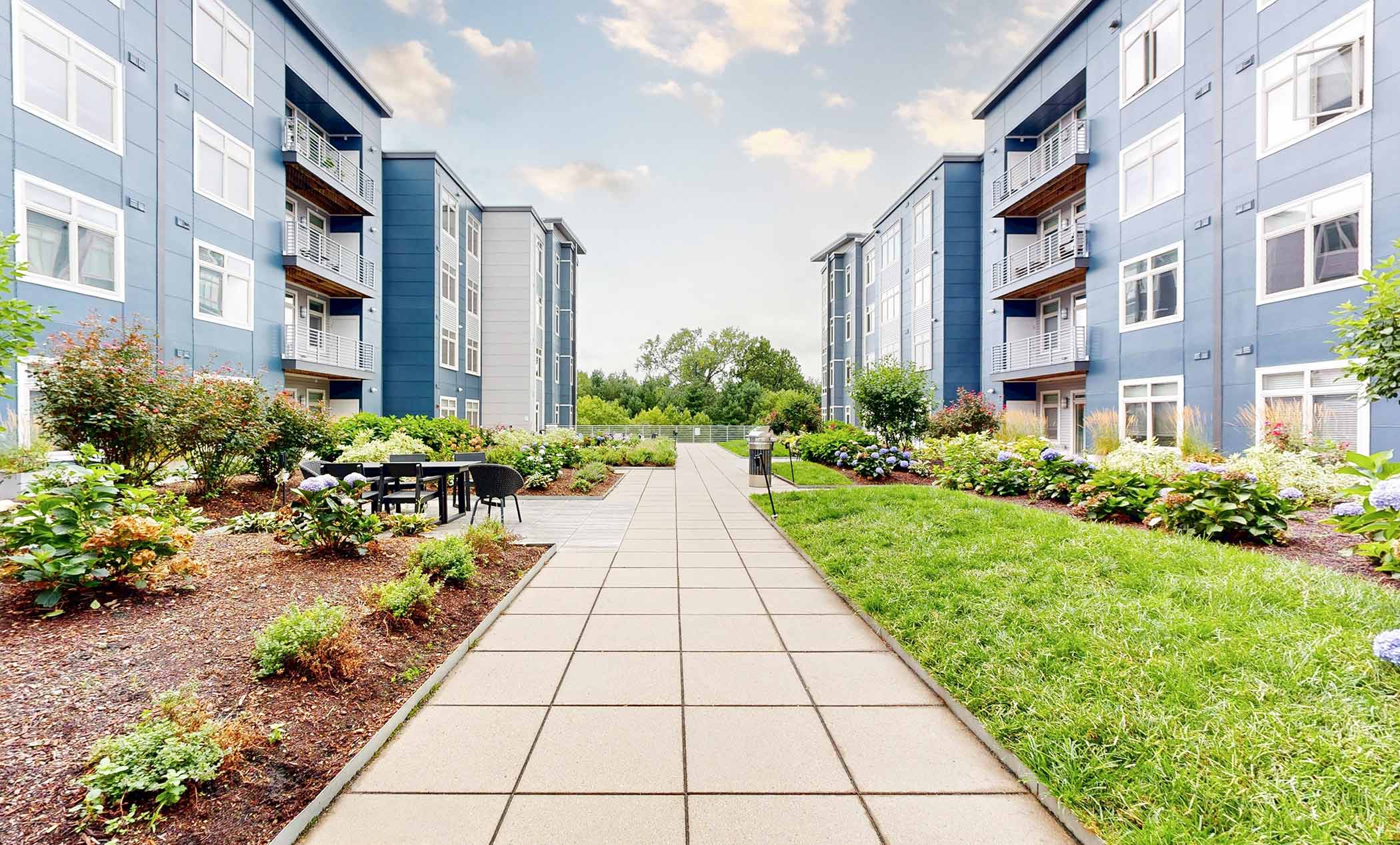 Currents on the Charles East courtyard