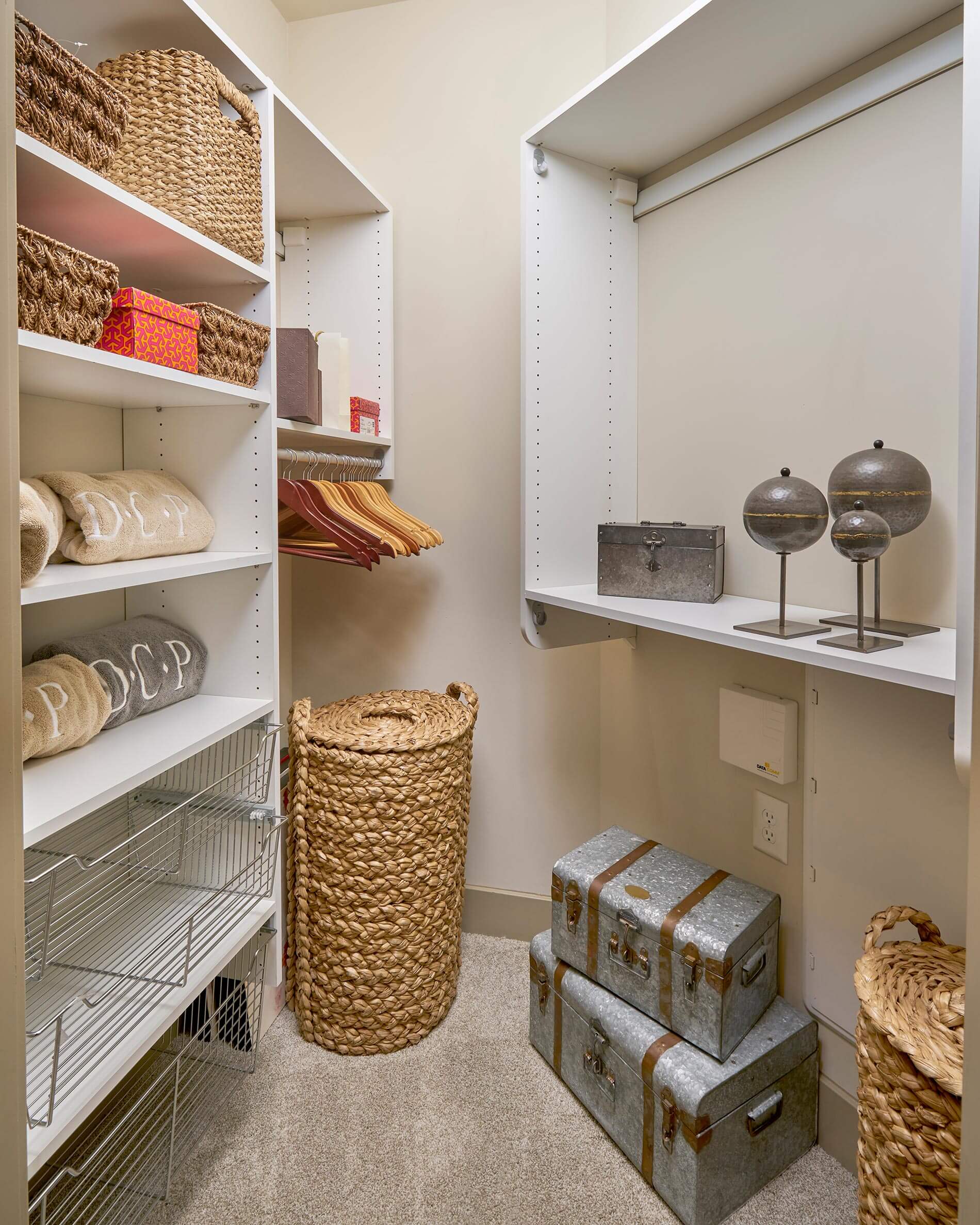 Domain College Park Staged Closet