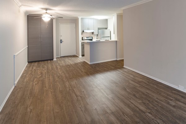 Eight 80 Newport Beach Apartments In Newport Beach